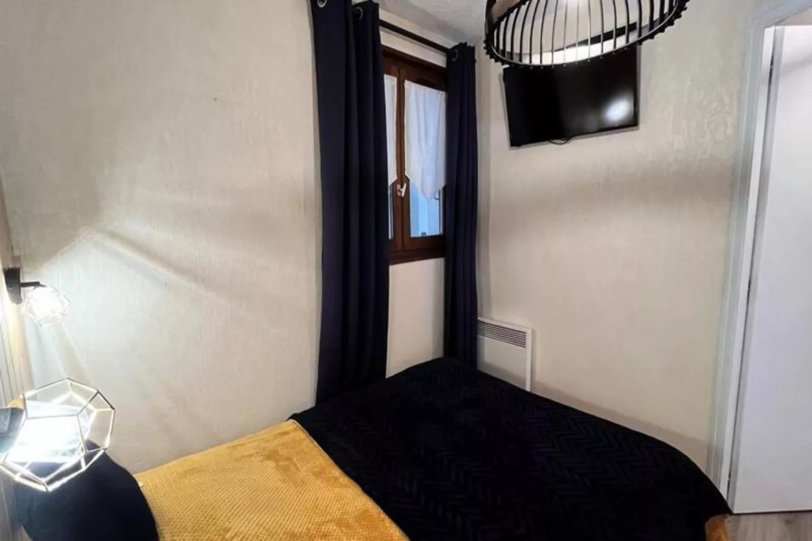 Résidence Les Perthuis-Bathroom