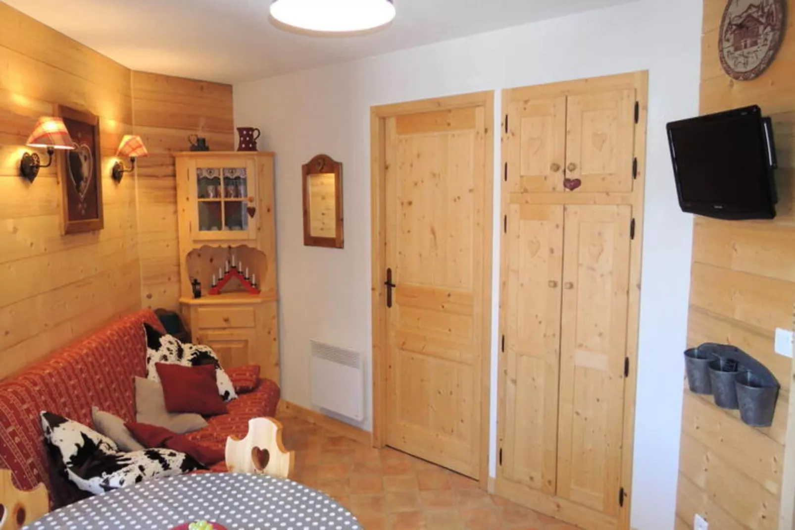 Résidence Les Balcons De Chatel-Bedroom