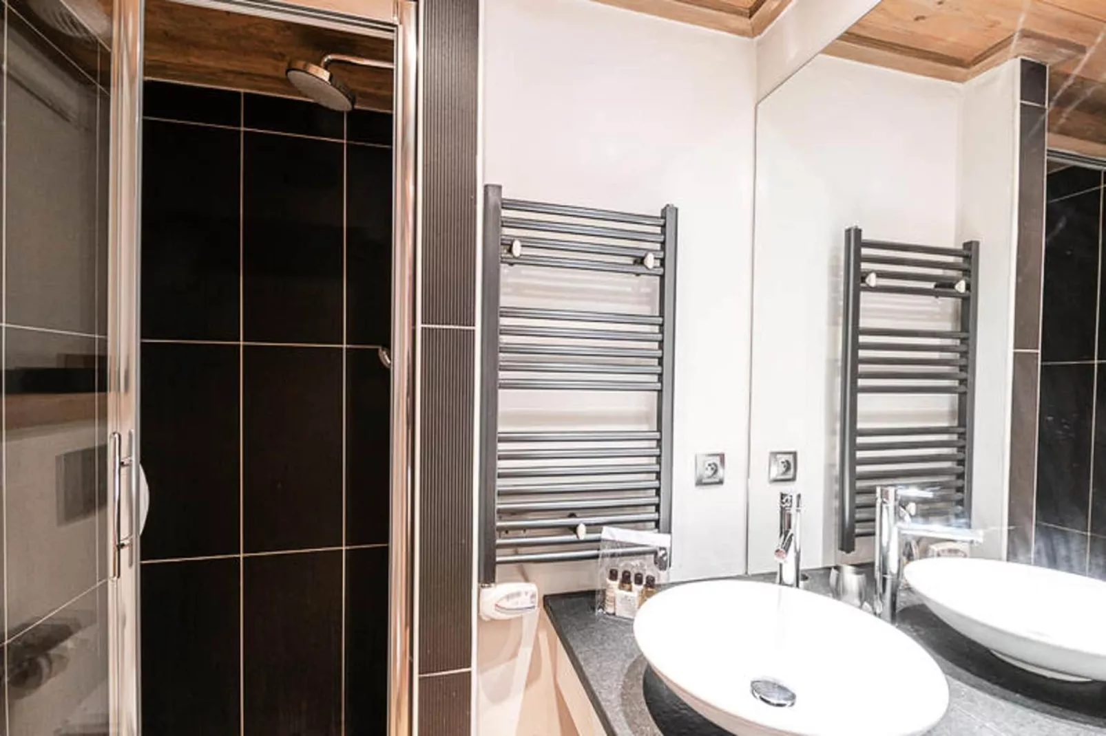 Résidence Hameau De La Blaitiere-Bathroom