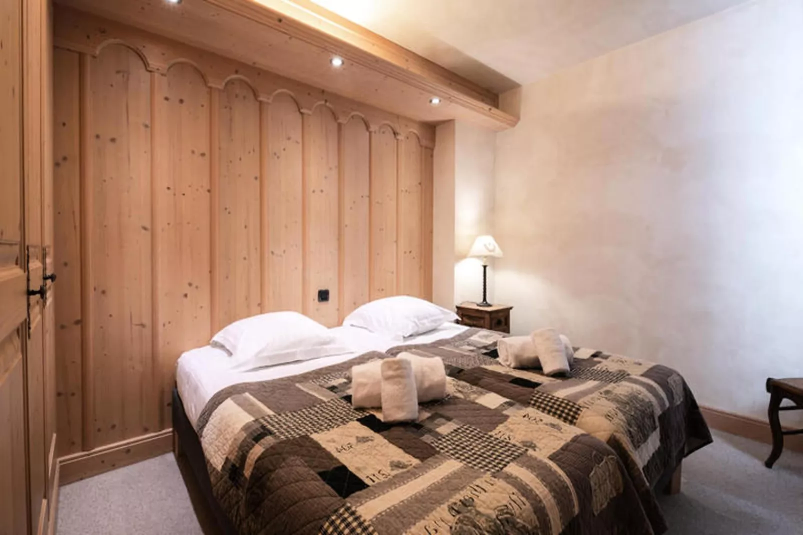 Chalets Du Savoy-Bedroom