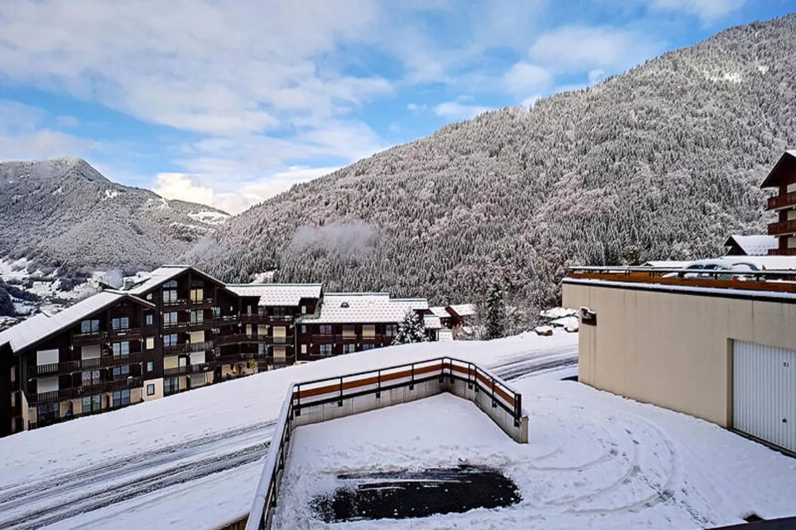 Appartements à Saint Jean d'Aulps-Zones hiver à 1 km