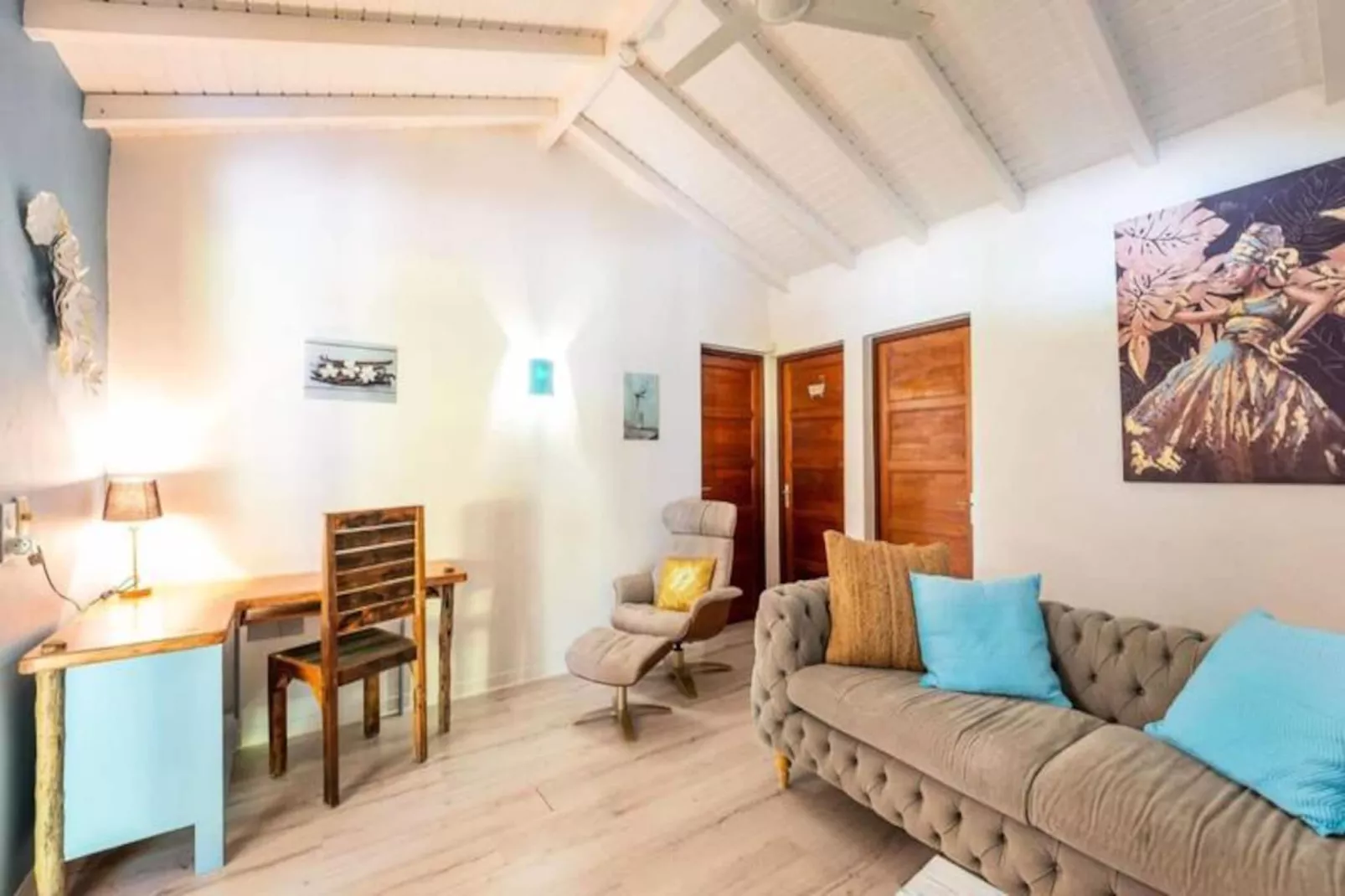 Villa Ma Vie La-Image-tags.