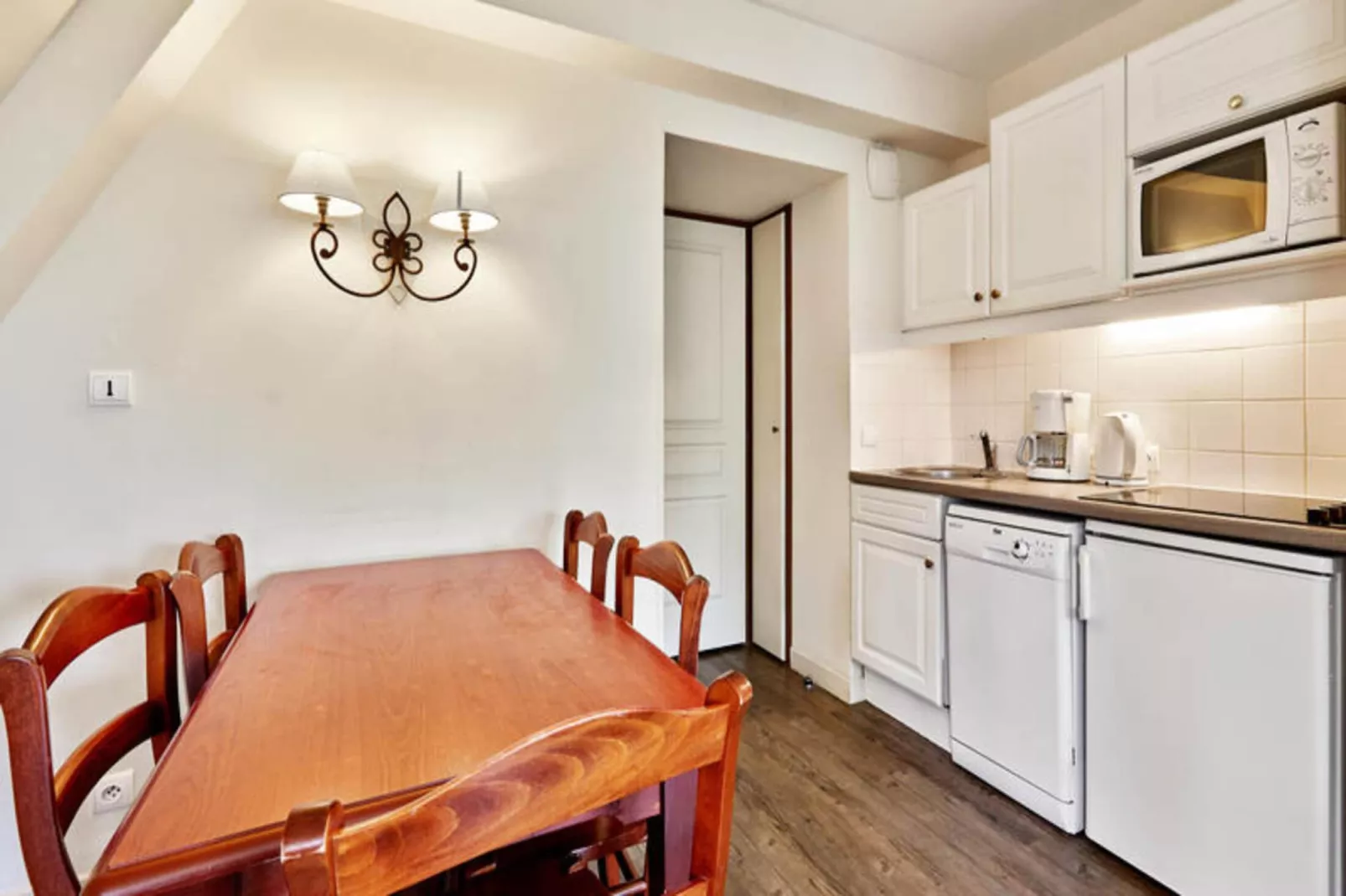 La Résidence du Golf - maeva Home-Dining room