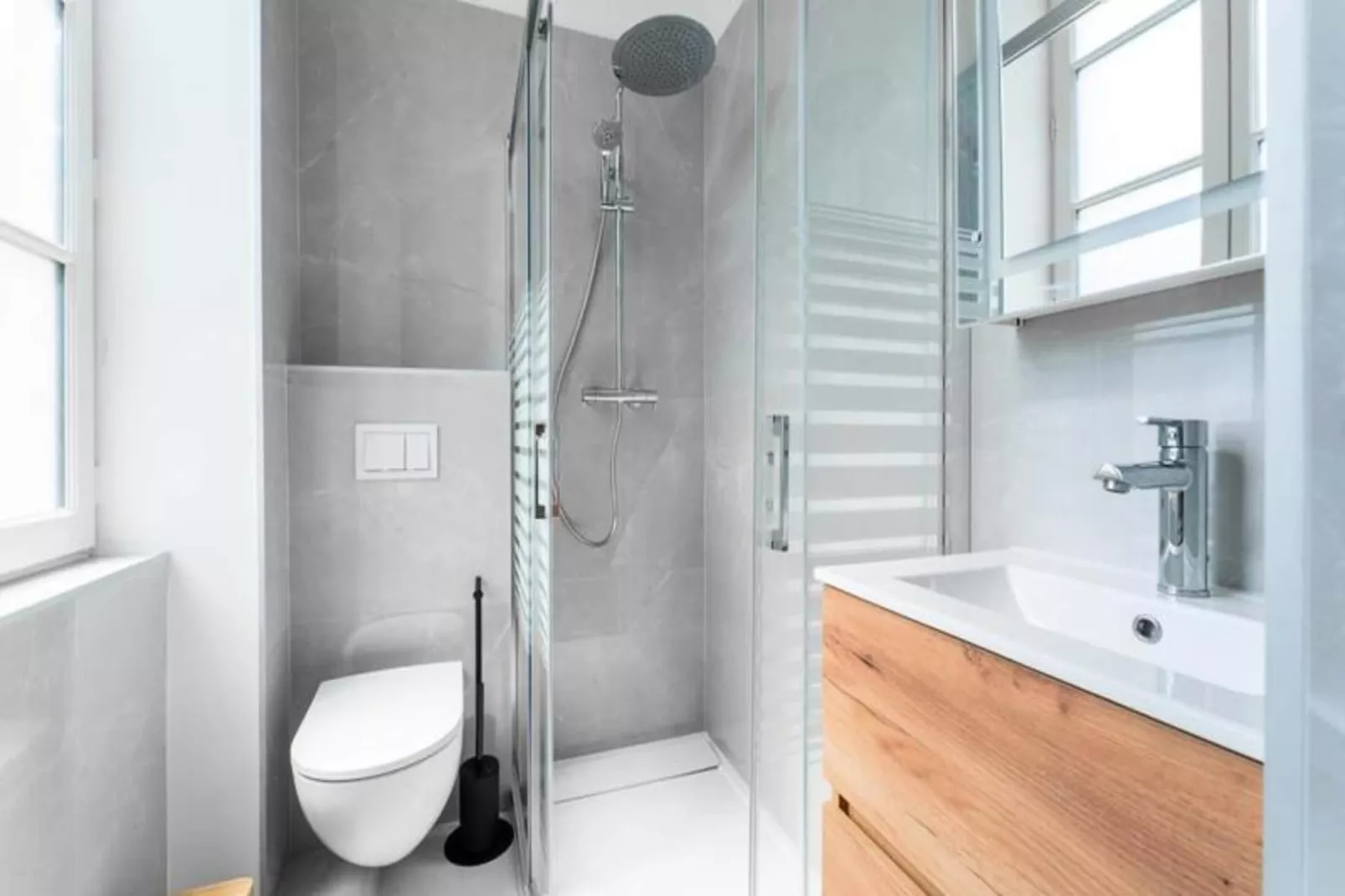 Charmant Appartement Pour 4 Au C&oelig;ur De Bordeaux-Exterior in summer