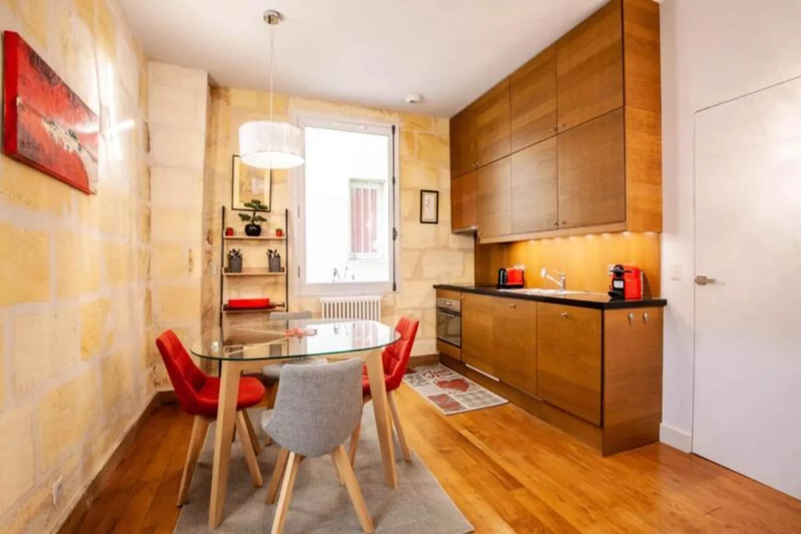 Superbe Appartement &agrave; La Belle Pierre Pour 4 Dans La Rue Des Antiquaires-Exterior in summer