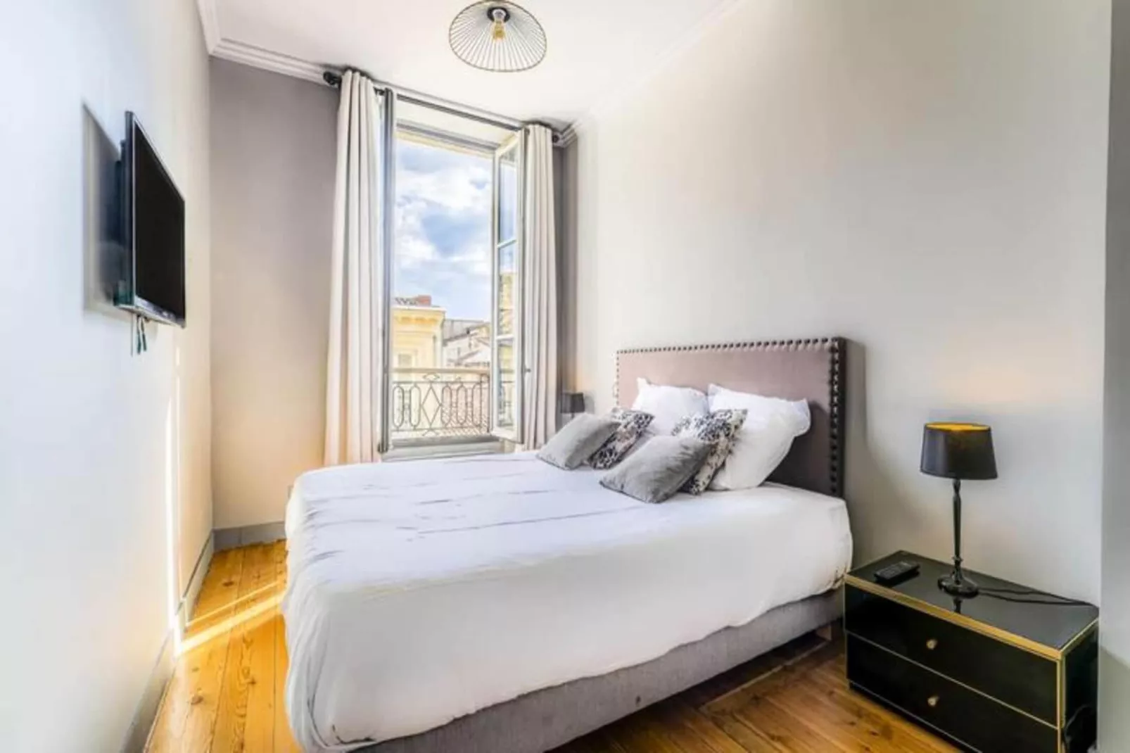 Superbe Appartement Pour 5 Personnes Id&eacute;alement Situ&eacute; Place Gambetta-Bedroom