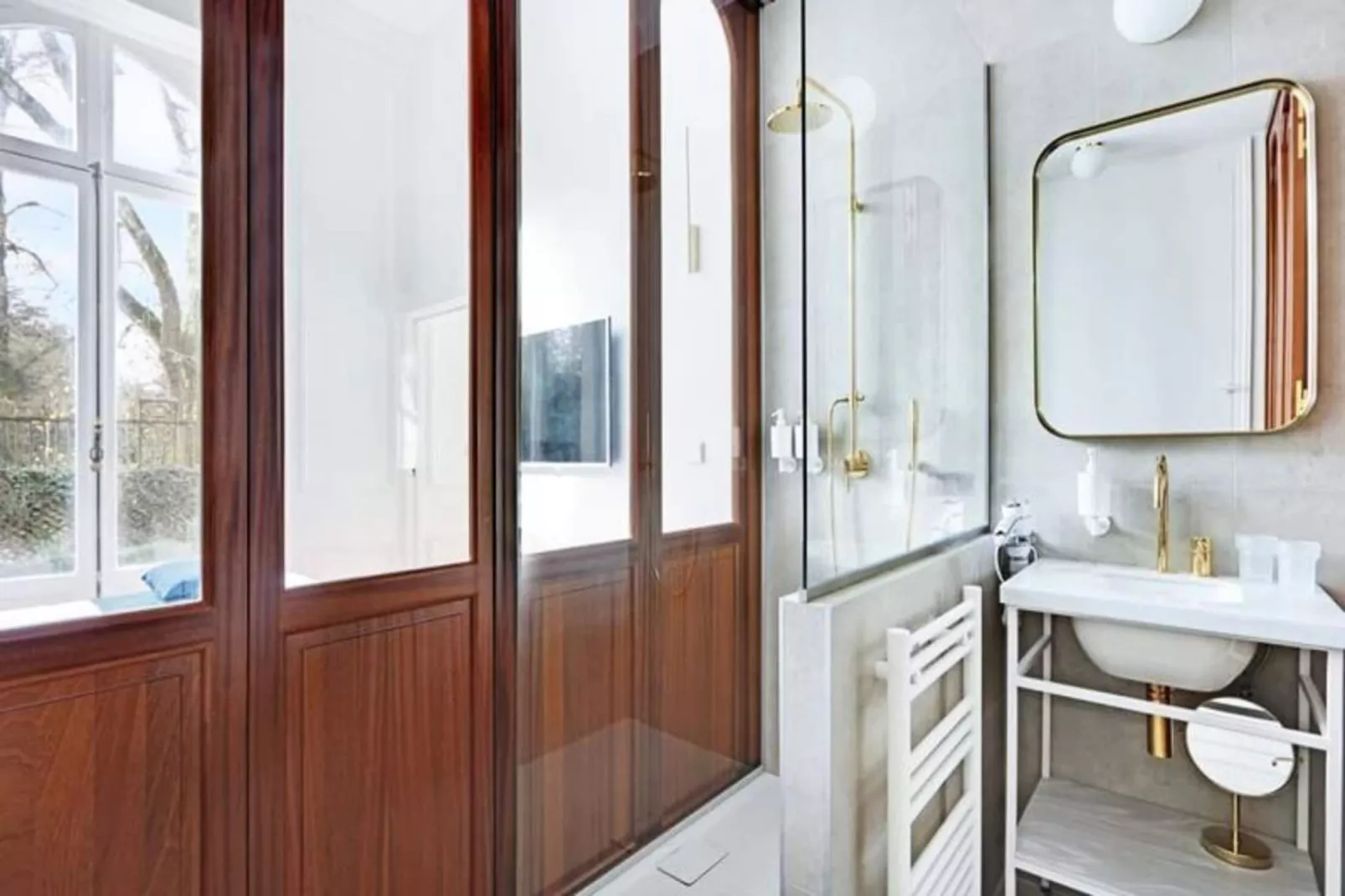 Maison Labruy&egrave;re - Suite Jardin Royal-Bathroom