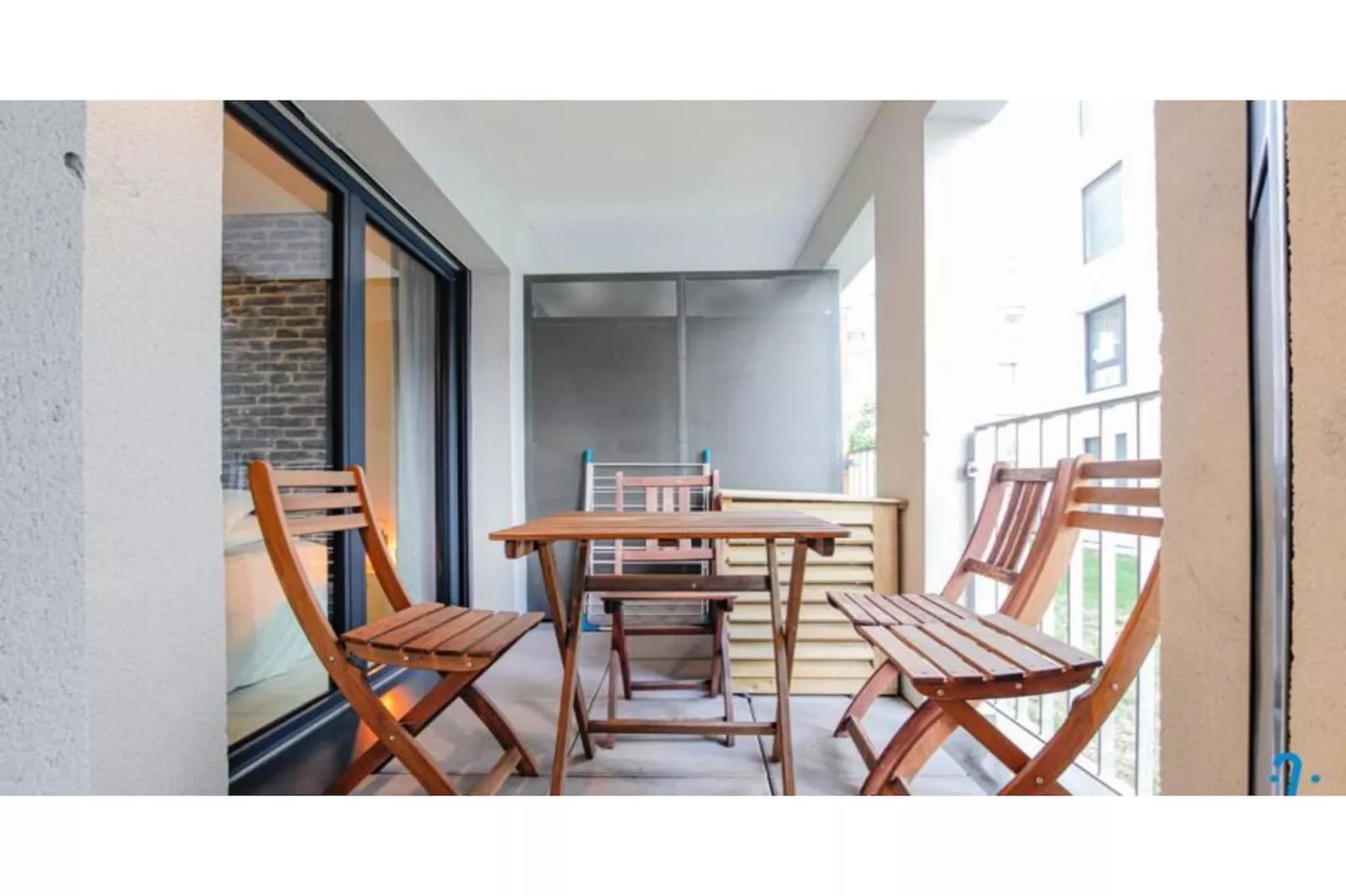 Appartement Charmant Et Moderne Pour 4 Avec Parking, Proche Cit&eacute; Du Vin-Chambre