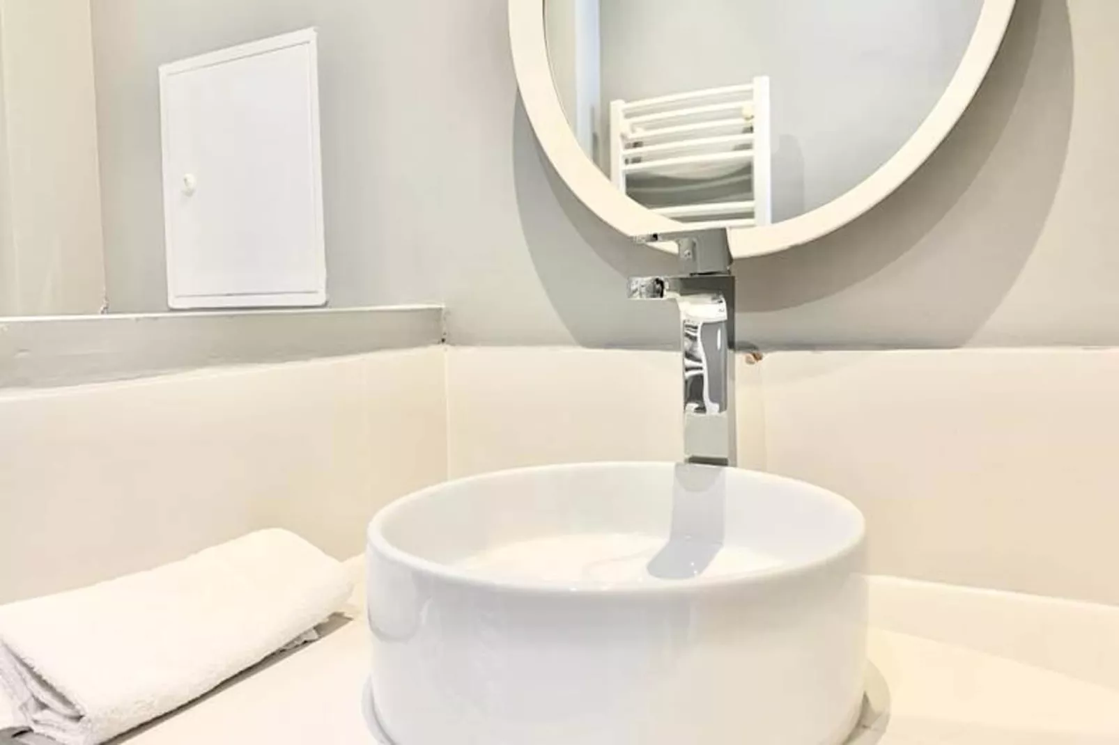 | Petit Paris 💋 | Studio Calme Tout &eacute;quip&eacute;-Salle de bain