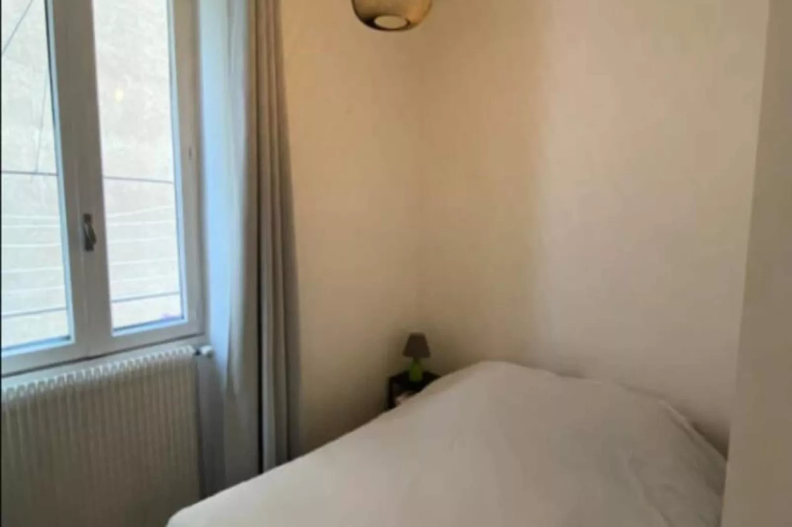 | La Gare Aux 400 Couverts 🚅 | Gare, Gem, Tramway-Chambre