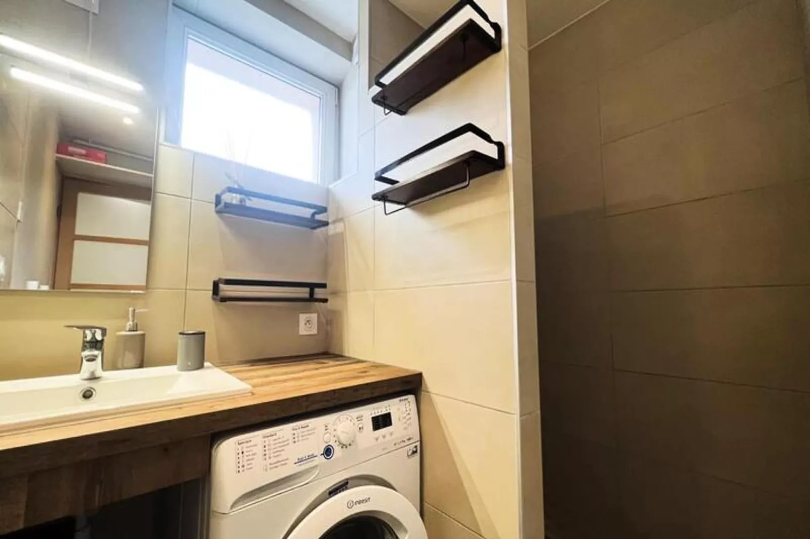 Le  Lumineux Et Confortable T4 Avec Vue🏔  - Alli&eacute;s-Badezimmer