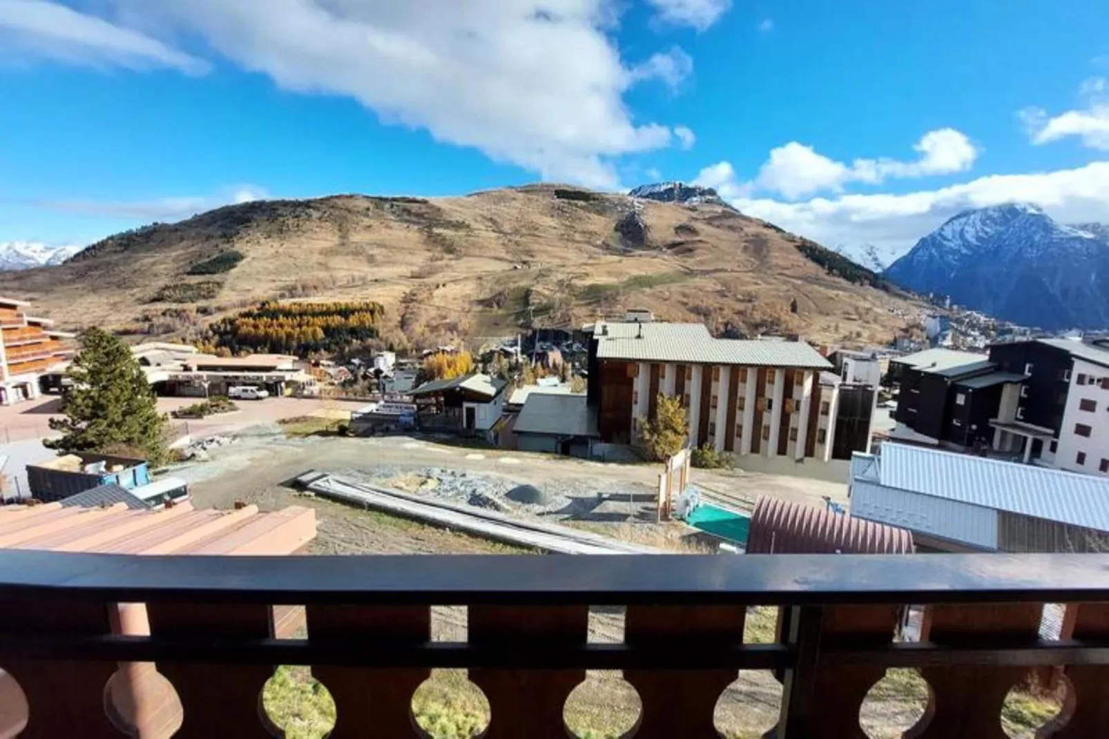 Résidence Ecrins 7-Terrace balcony