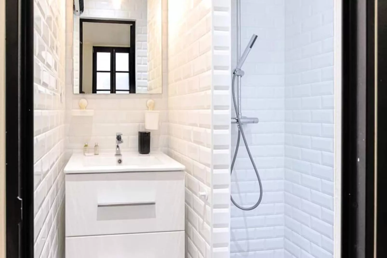 Superbe Maison Au Coeur De La Ville &agrave; Deux Pas De La C&ocirc;te Des Basques-Badezimmer