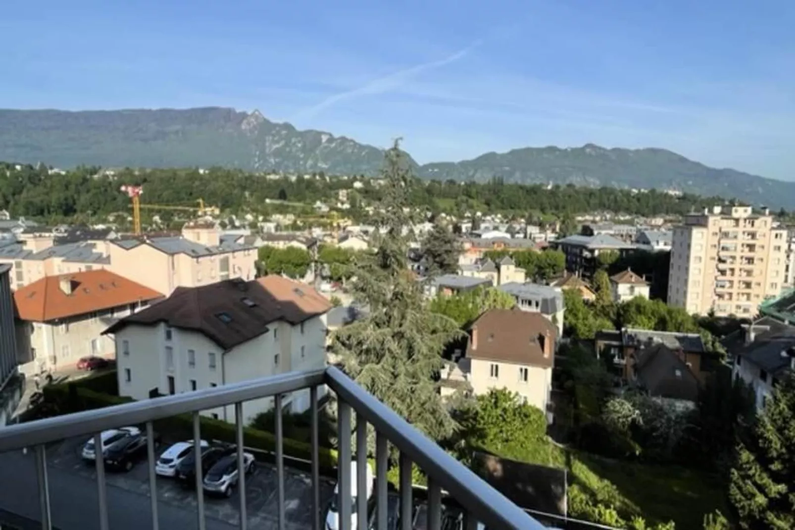 Résidence Montcalm D-View in summer