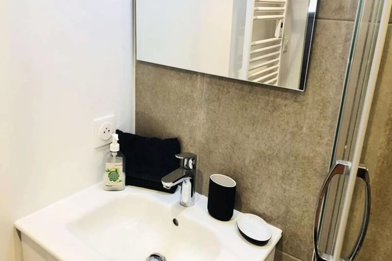 Résidence Cote Soleil-Badezimmer