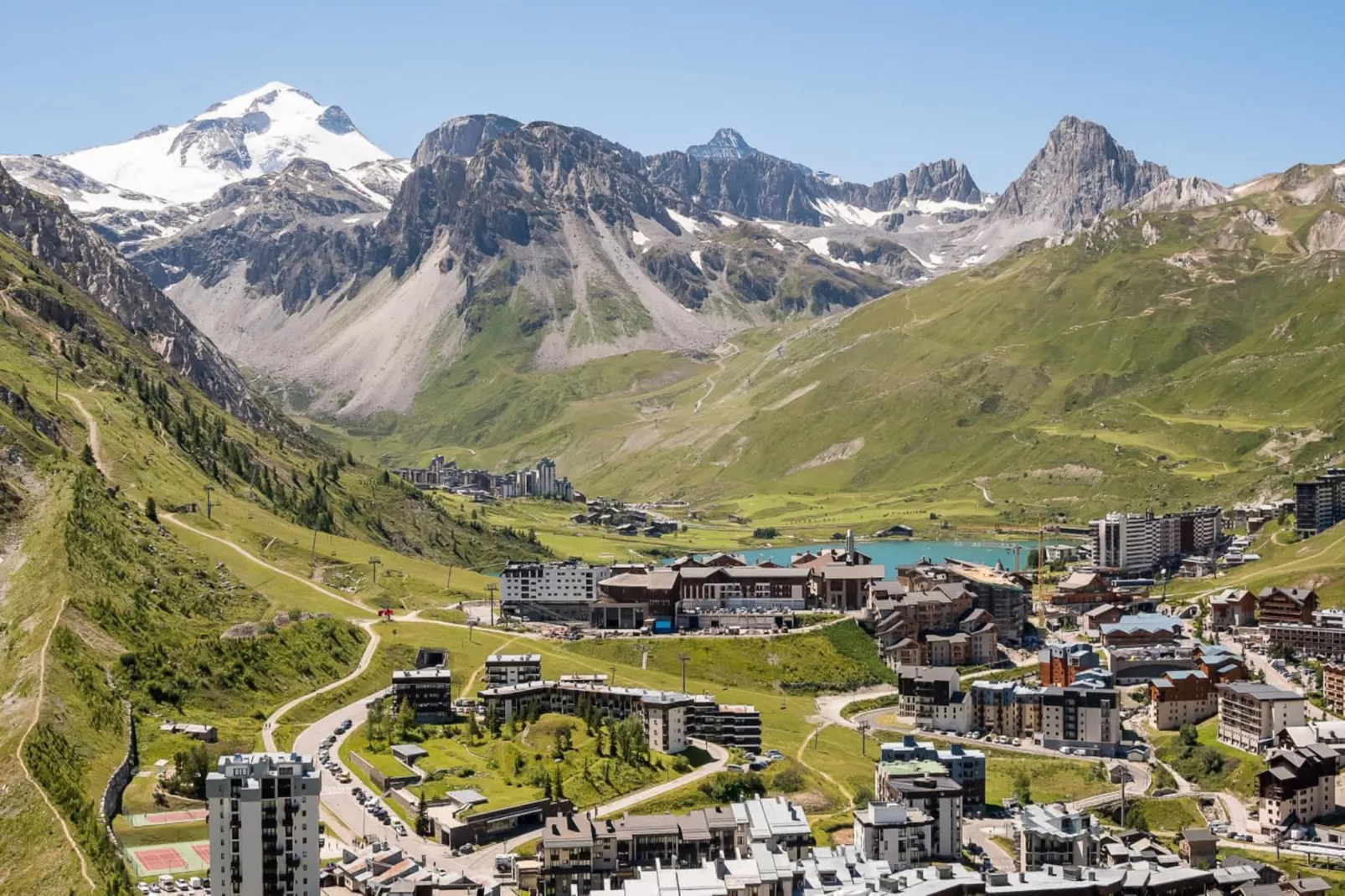 Appartement à Tignes avec accès direct aux pistes-Zones hiver à 5 km