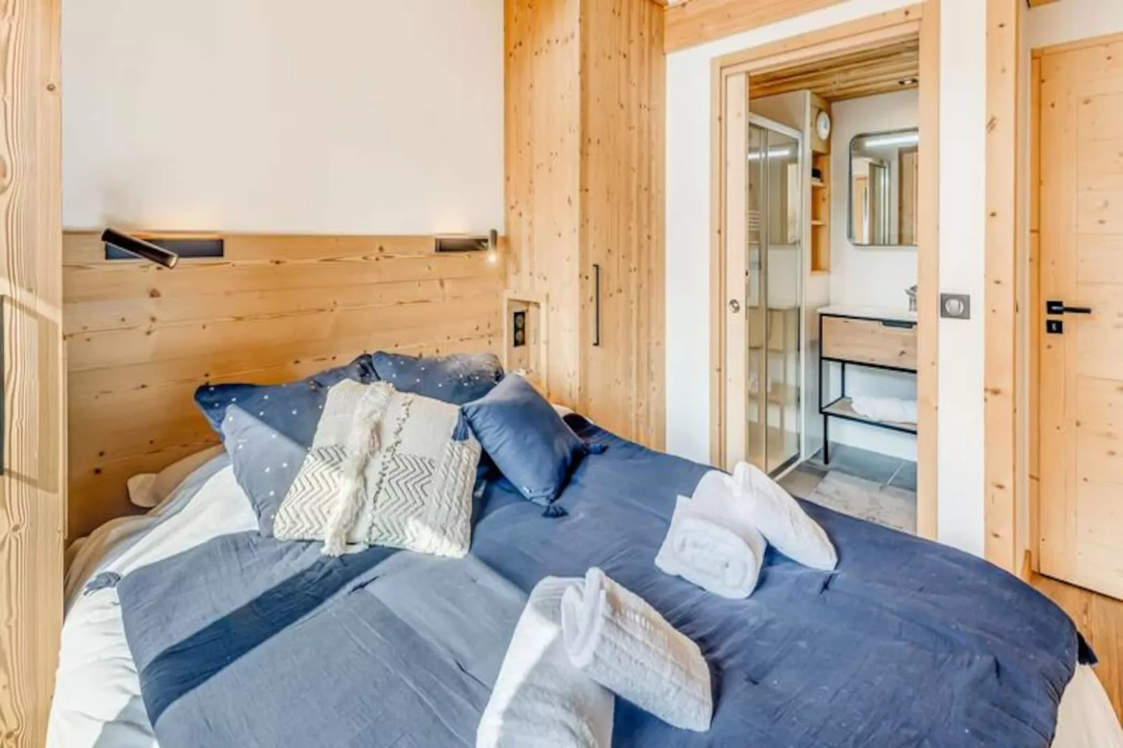 Résidence Le Palais Des Dodes-Image-tags.