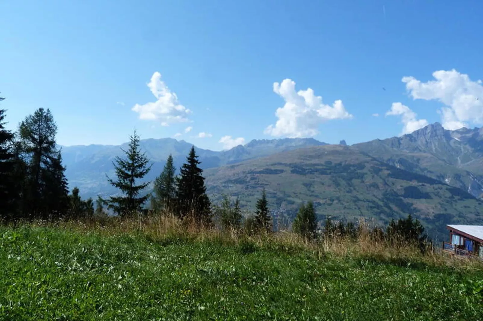 Résidence Bequi-rouge - Areas within 5km in summer