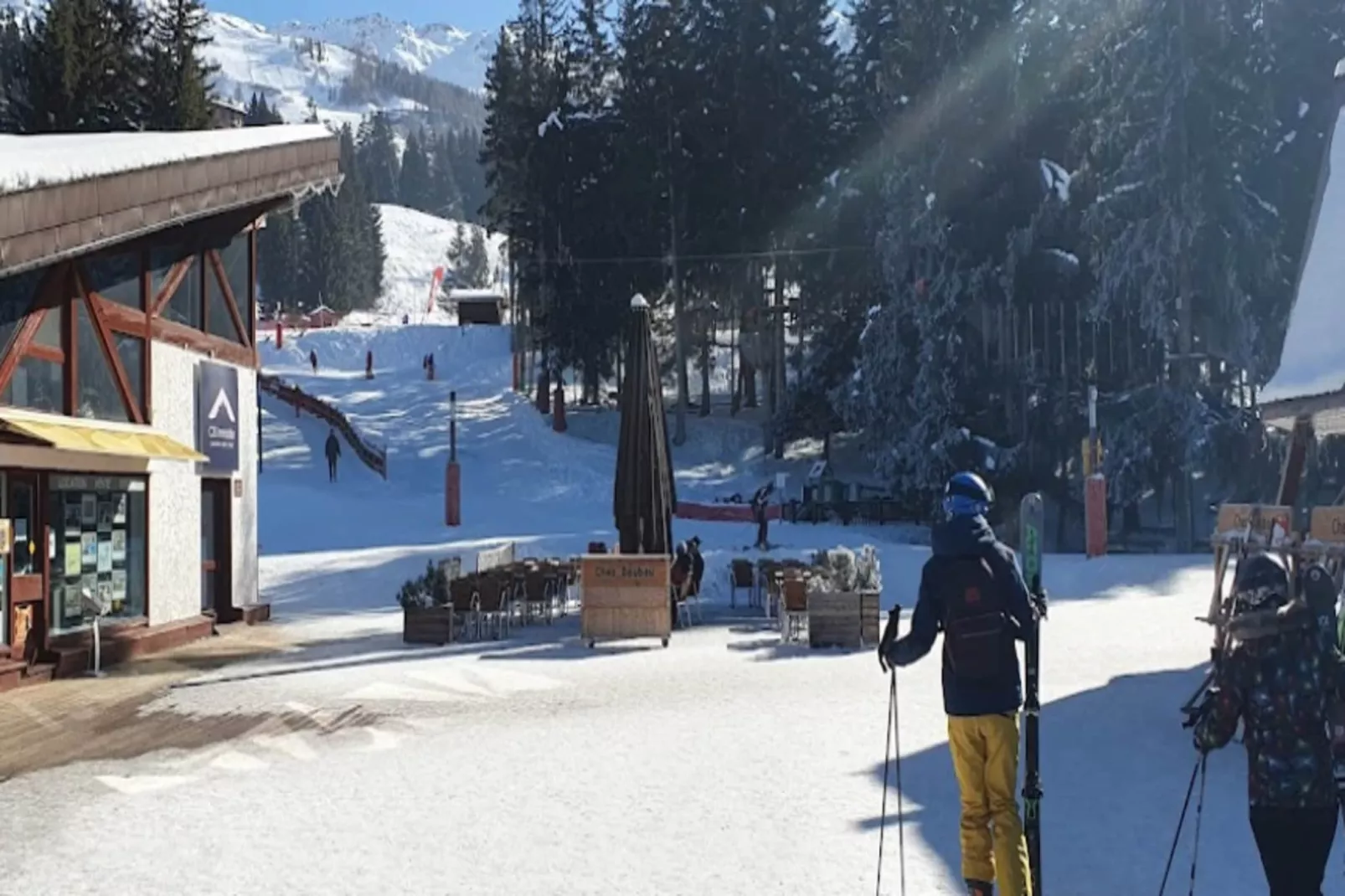 Résidence Bouquetins A-Area within 1km in winter