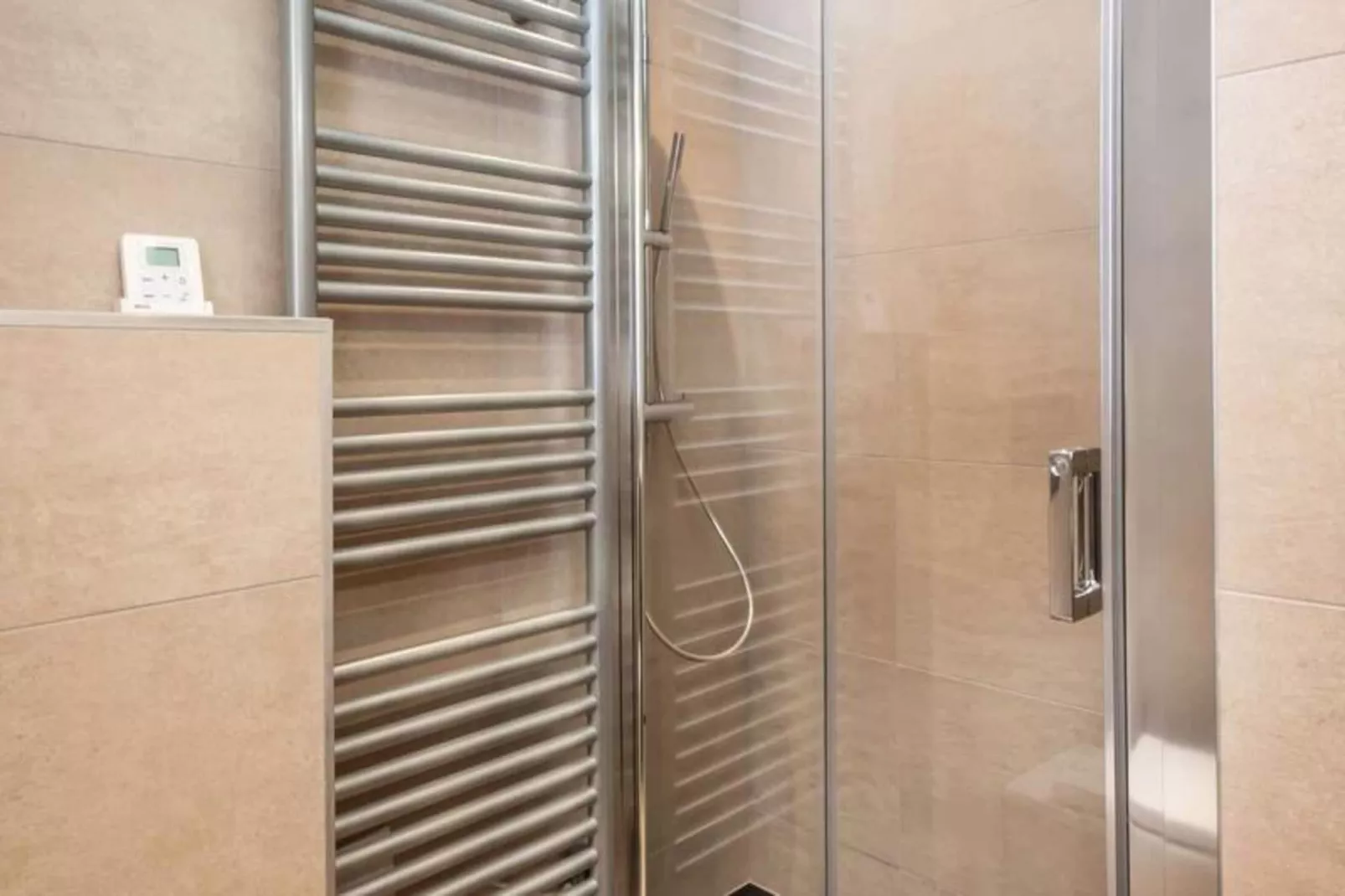 Résidence Les Portes Du Pleney-Bathroom