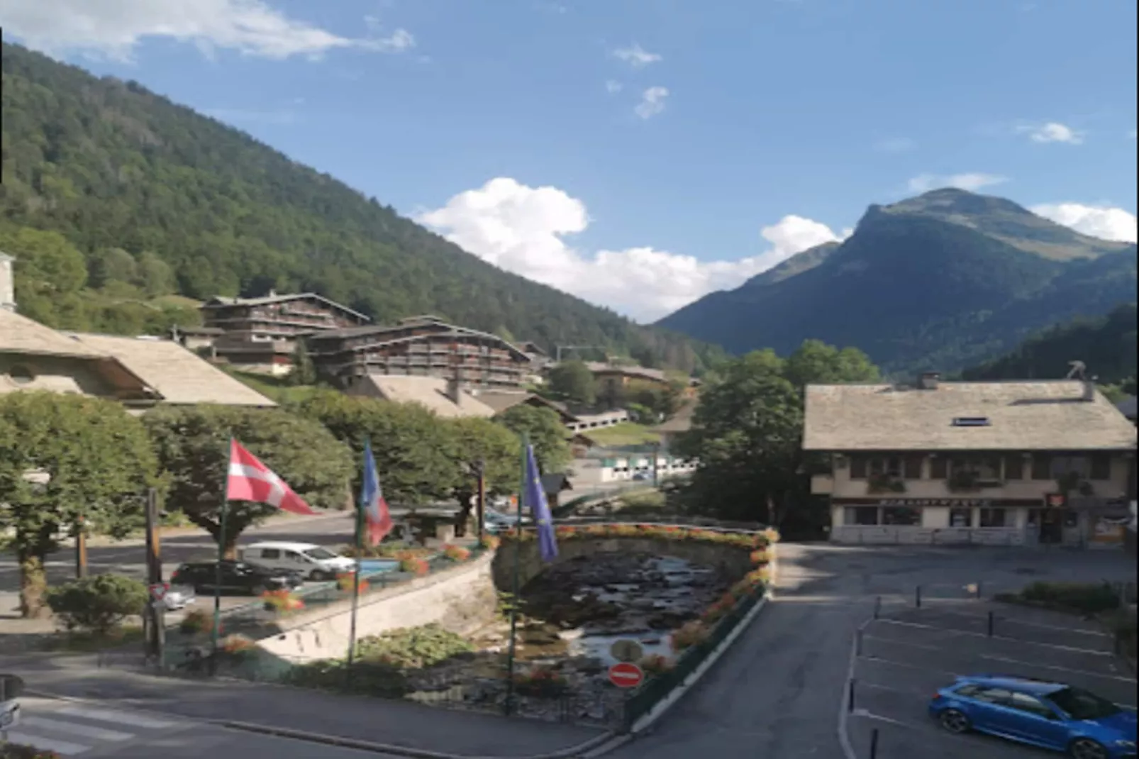 Résidence Place Eglise-Zones été à 5 km