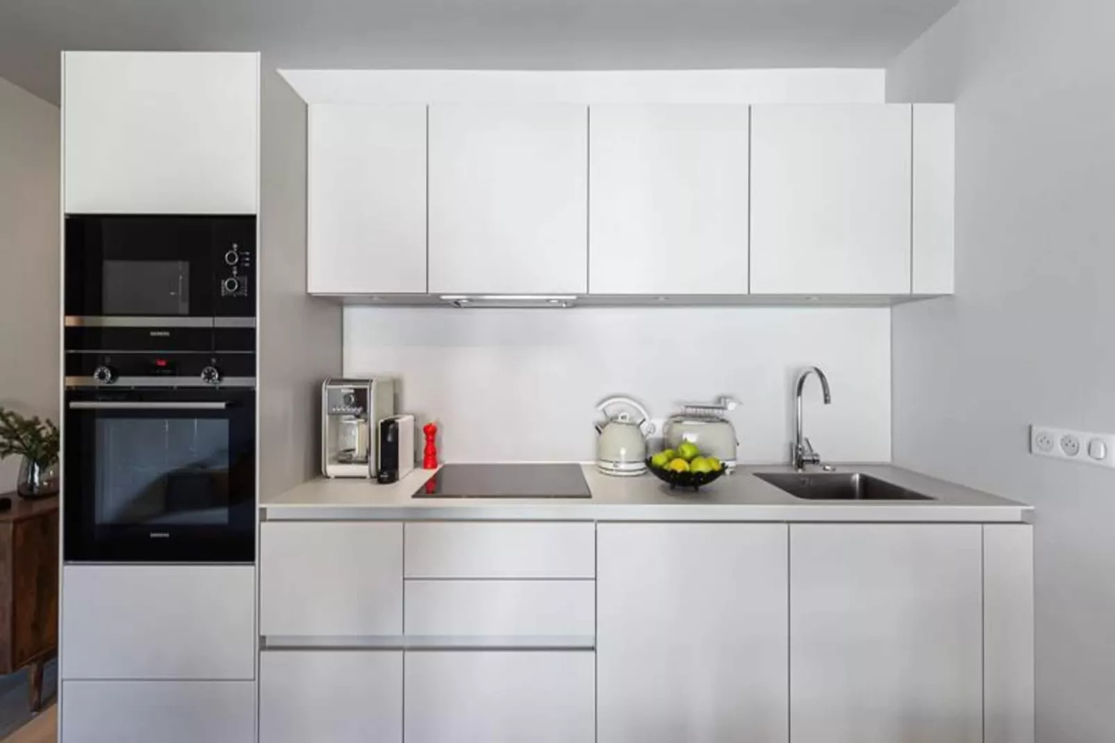 Résidence Stallion B-Außenbereich Sommer