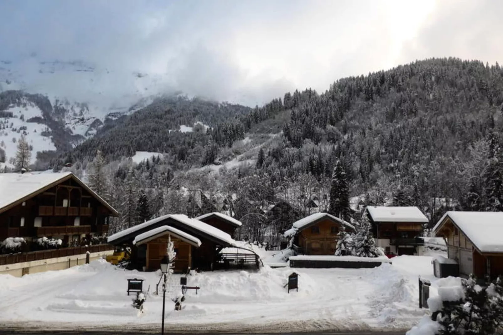 Résidence Les Cimes D'or A-Exterior in summer