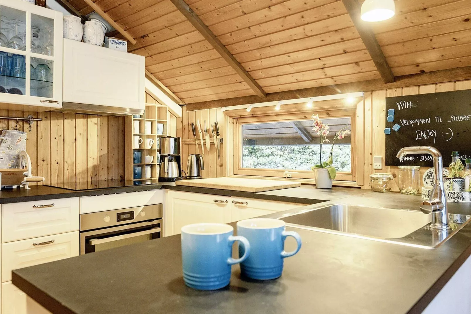 6 person holiday home in Stubbekøbing-Indoor