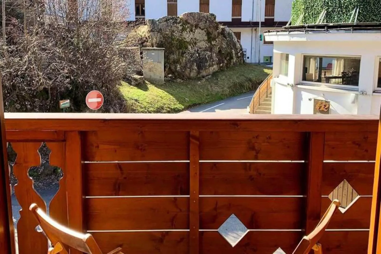 Résidence Coq De Bruyere-View in summer