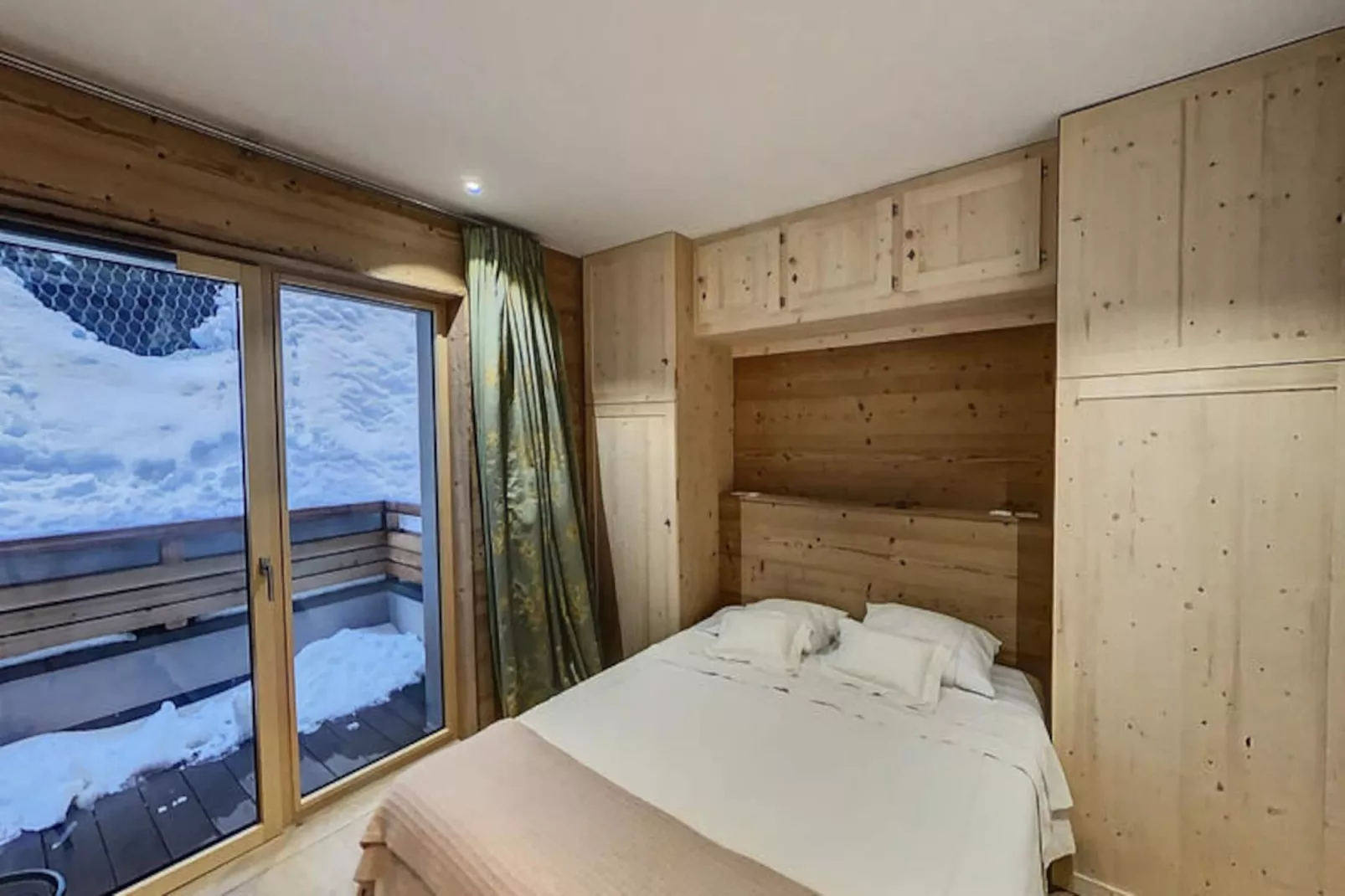 Appartements à Les Carroz-d'Arâches-Image-tags.