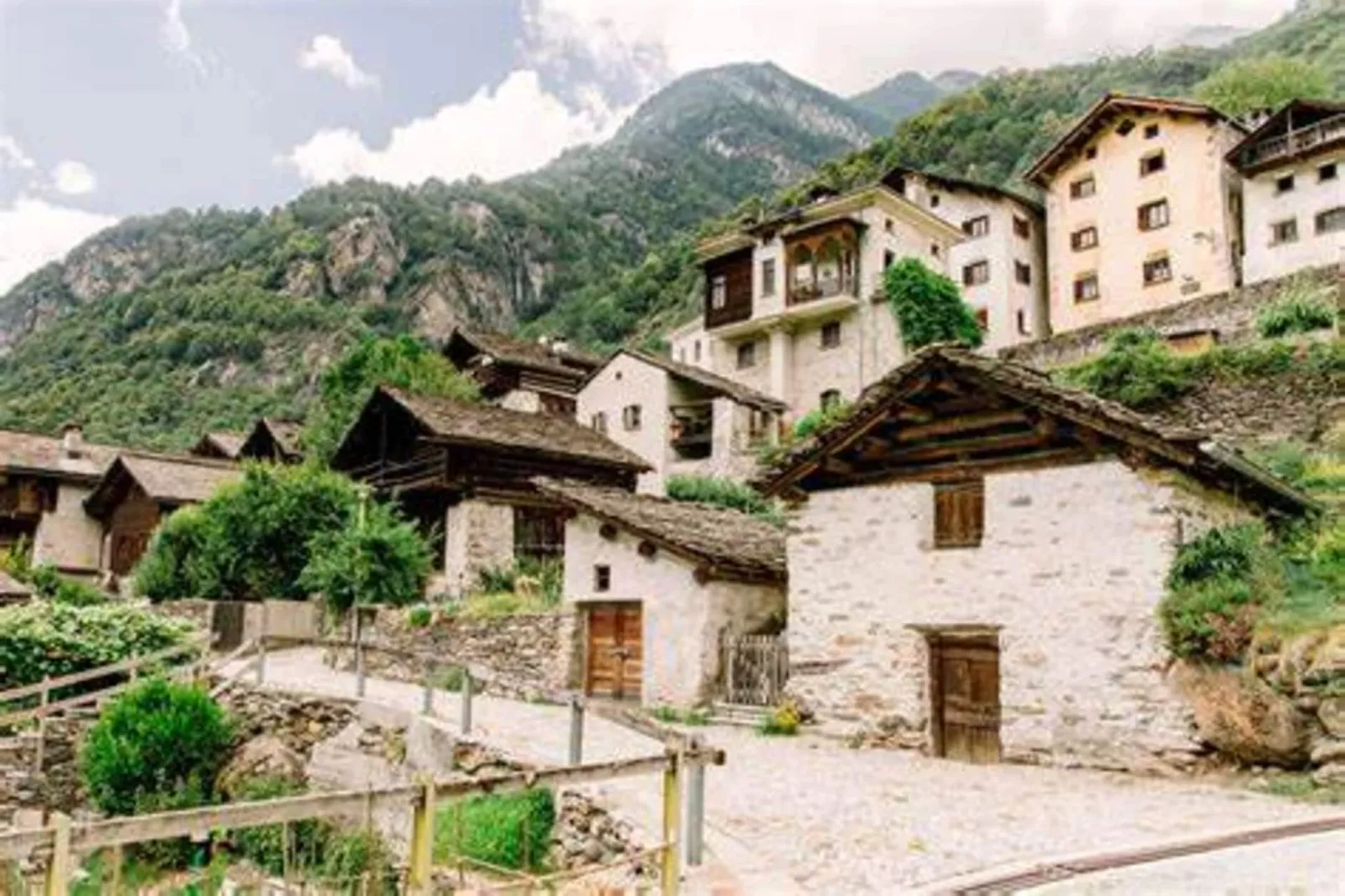 Résidence Les Hauts De Chavants-Zones été à 5 km