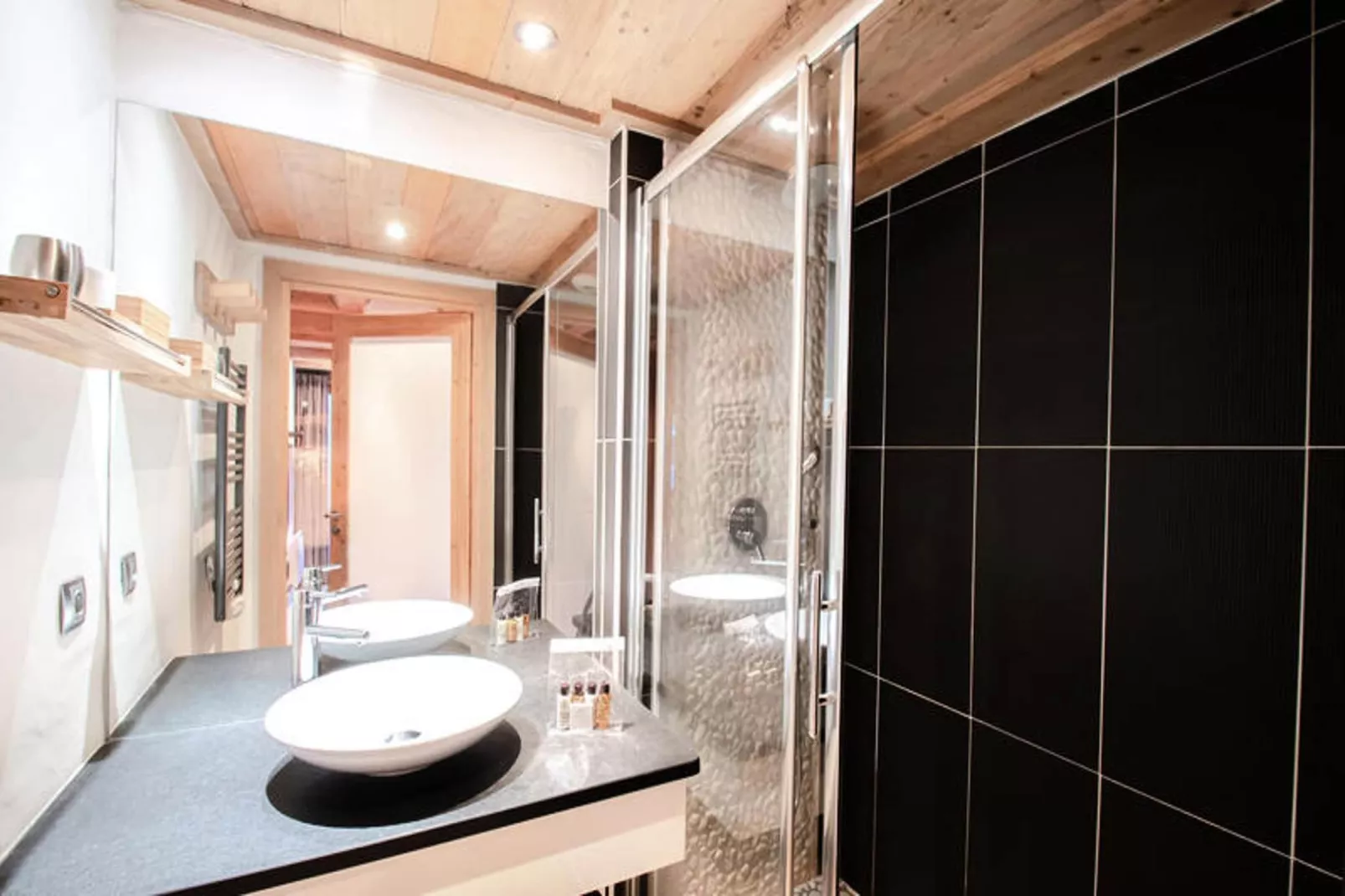 Résidence Hameau De La Blaitiere-Bathroom