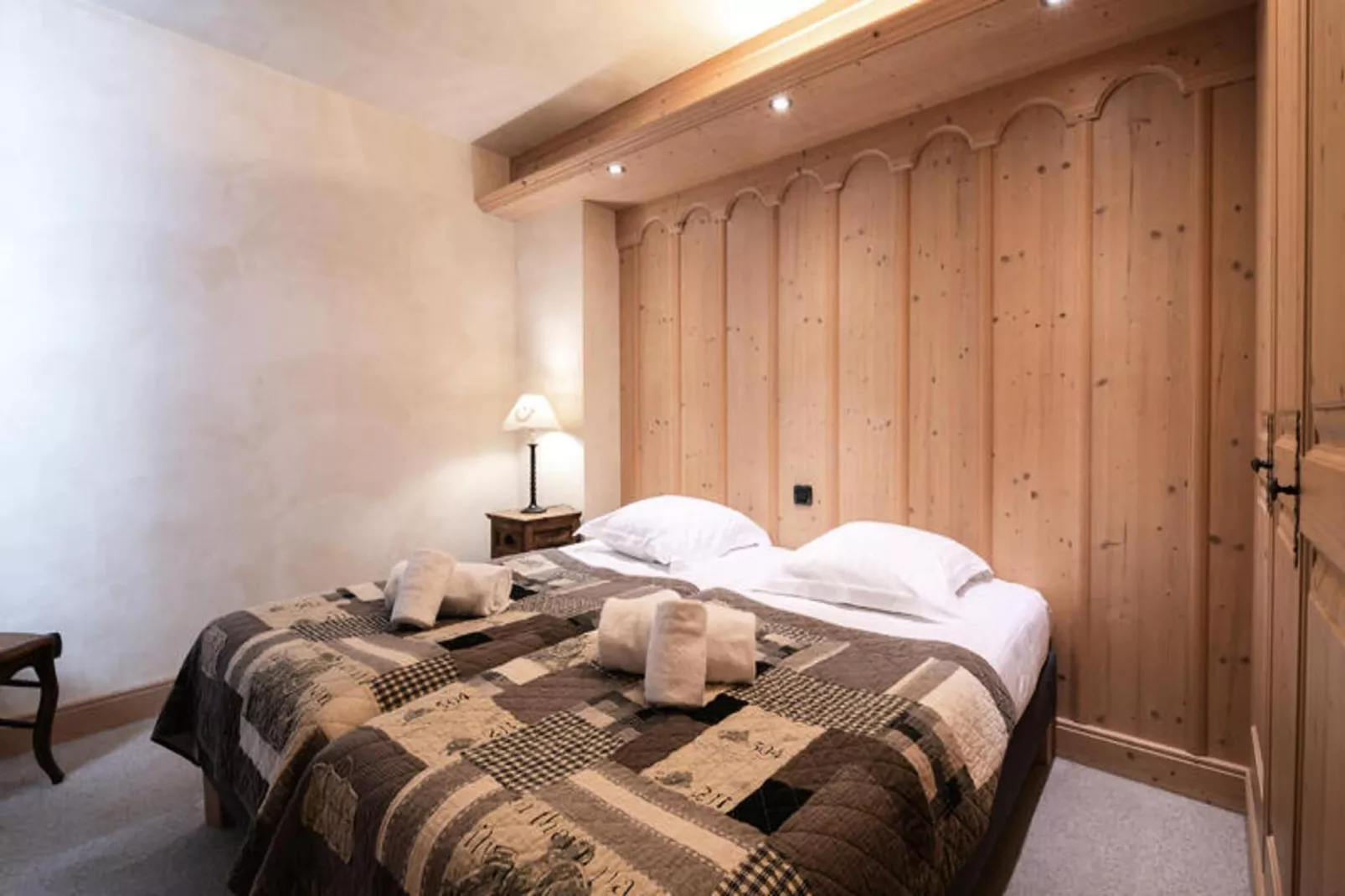 Chalets Du Savoy-Bedroom