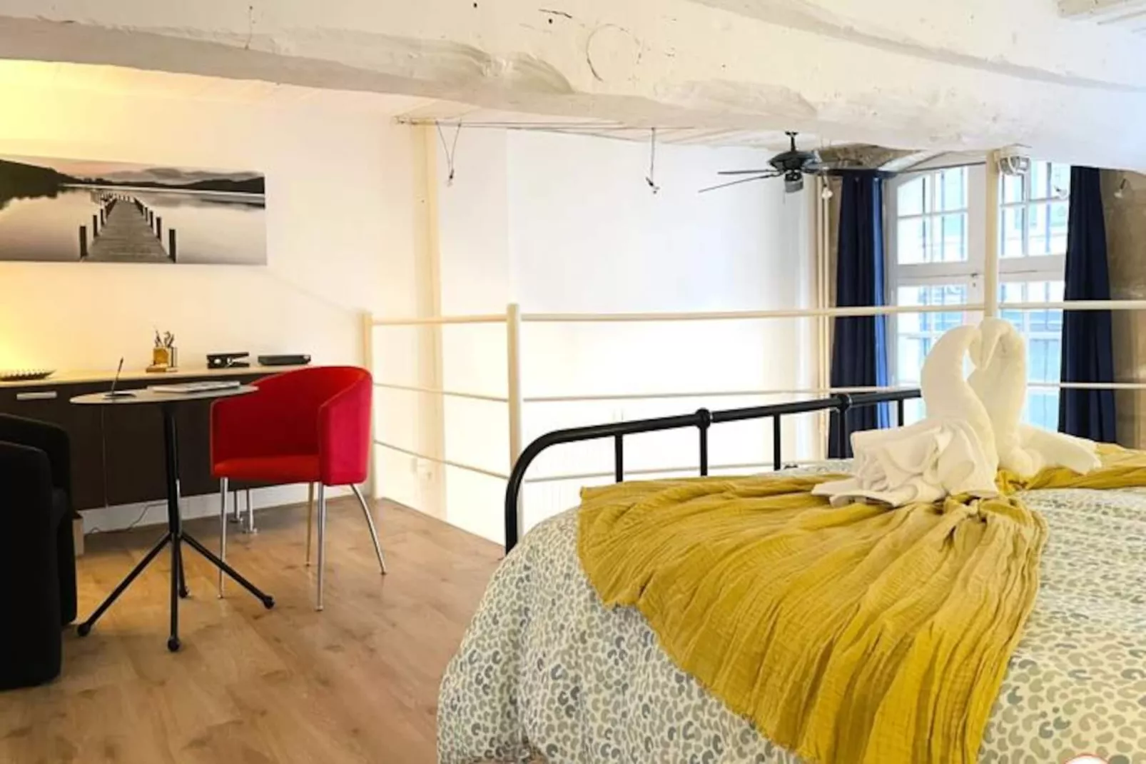 🎨 Loft De L'artiste - Parking - Standing-Image-tags.