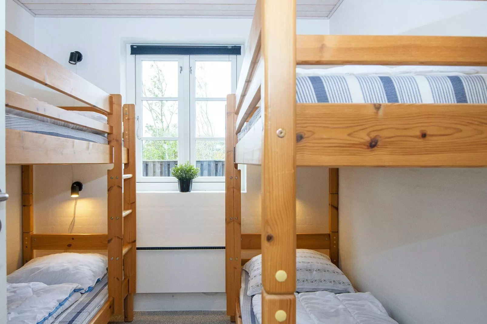 10 person holiday home in Ulfborg-Indoor