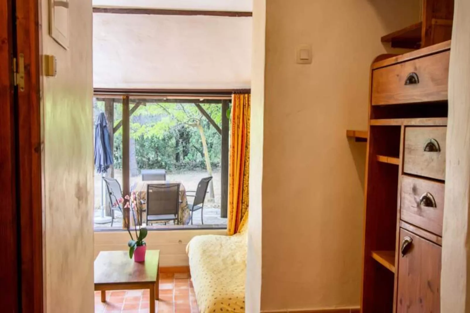 Lou Petarel, Mas Proven&ccedil;al Typique Avec Piscine Partag&eacute;e, Calme, Nature-Image-tags.