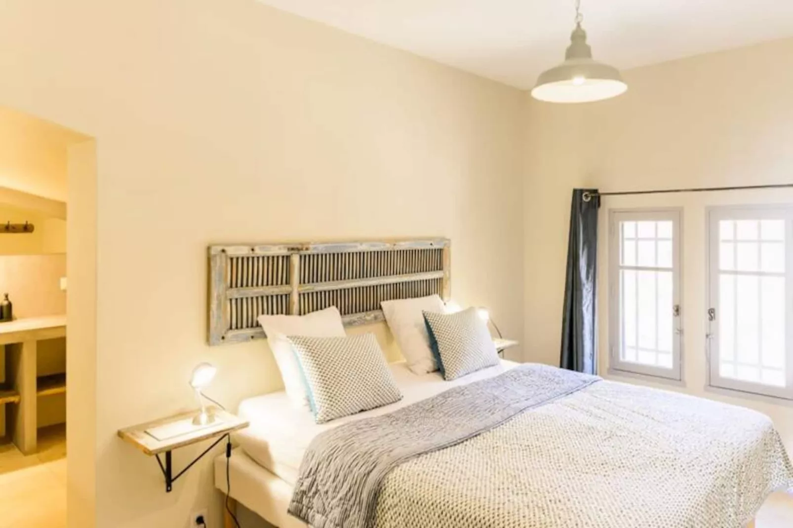 Les Gardis, Votre Refuge Id&eacute;al En Provence.-Image-tags.