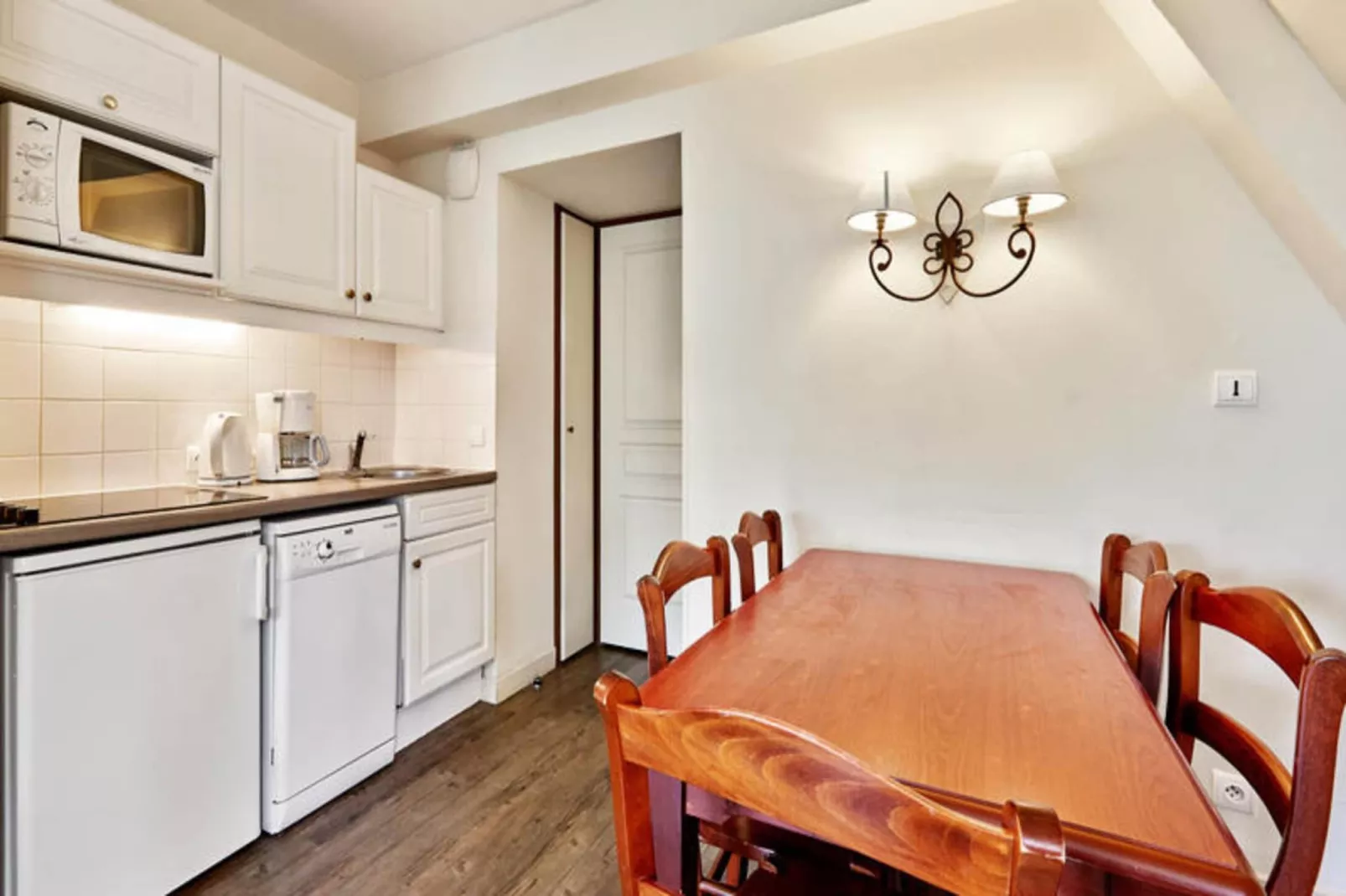 La Résidence du Golf - maeva Home-Dining room