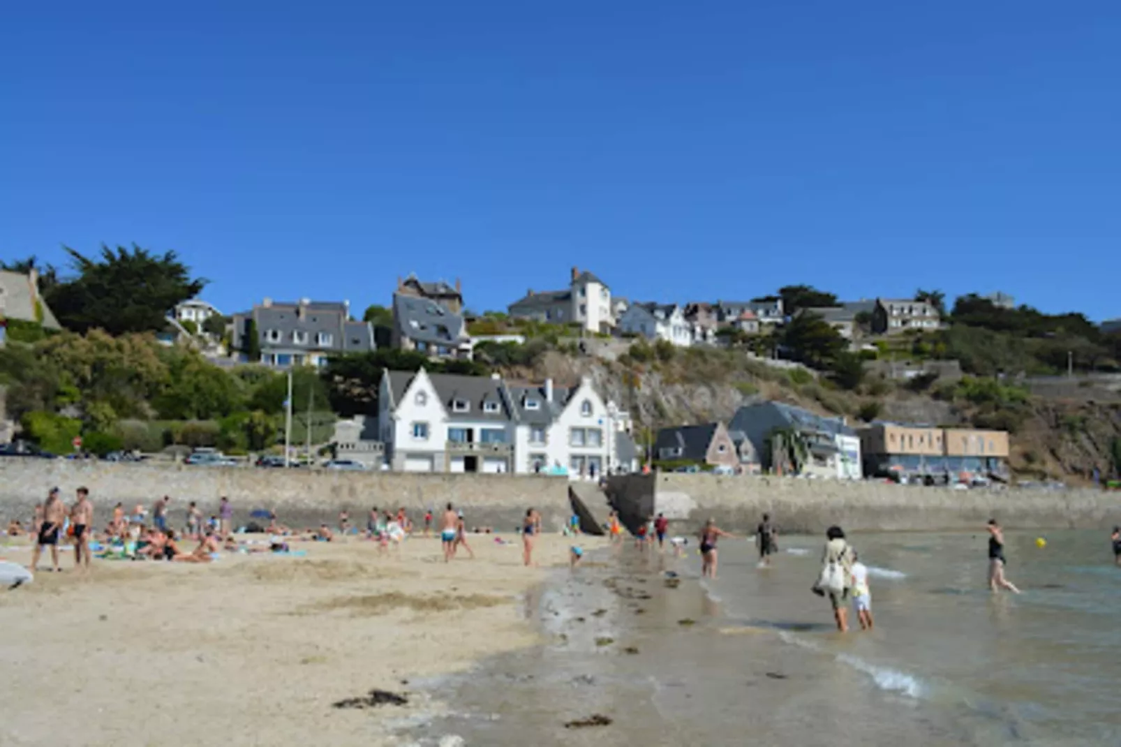 Résidence Les Goelands-Exterior in summer