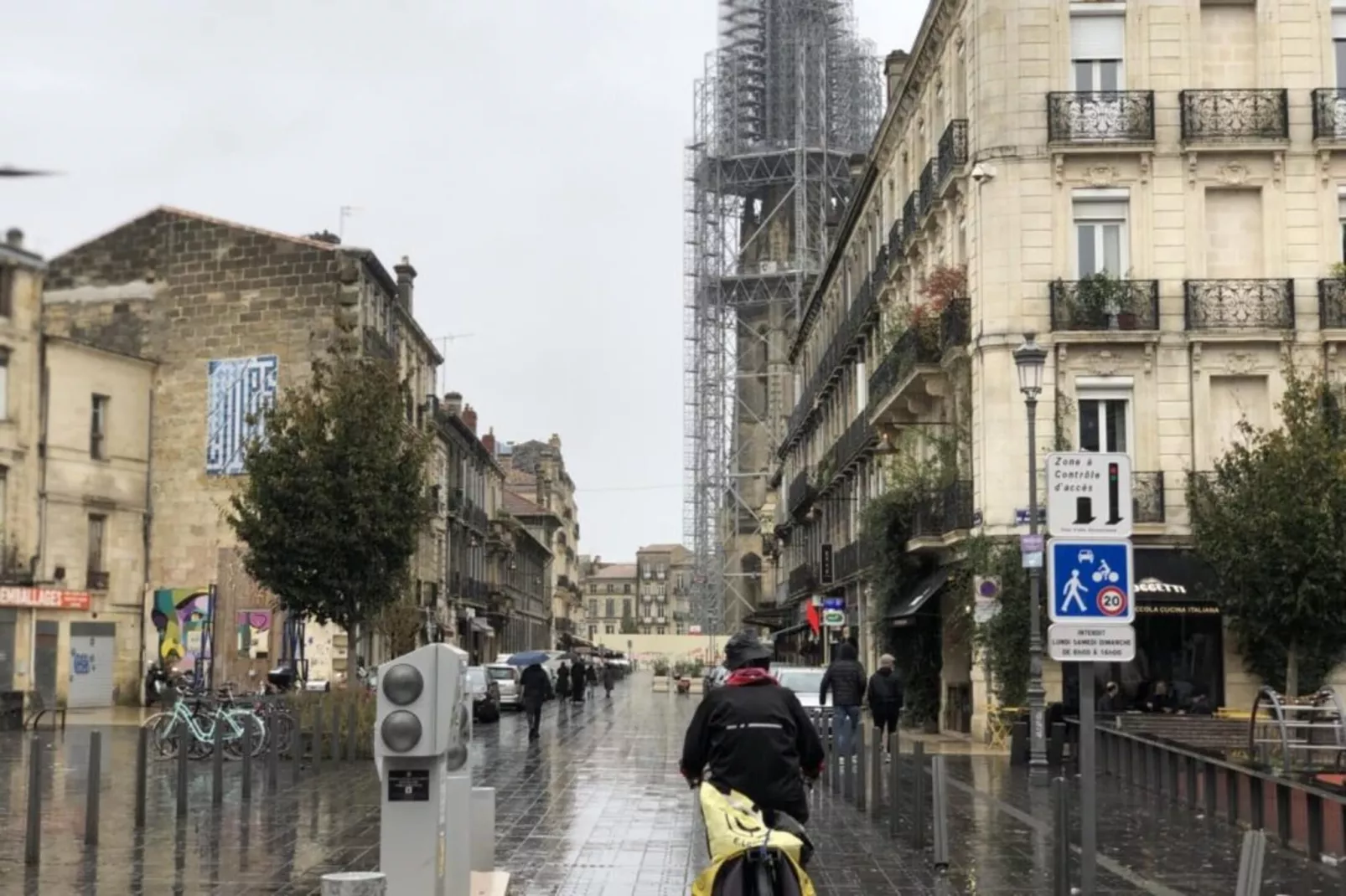 Chaleureux Appartement Au C&oelig;ur Du Quartier Historique Saint-michel-Zones été à 1 km