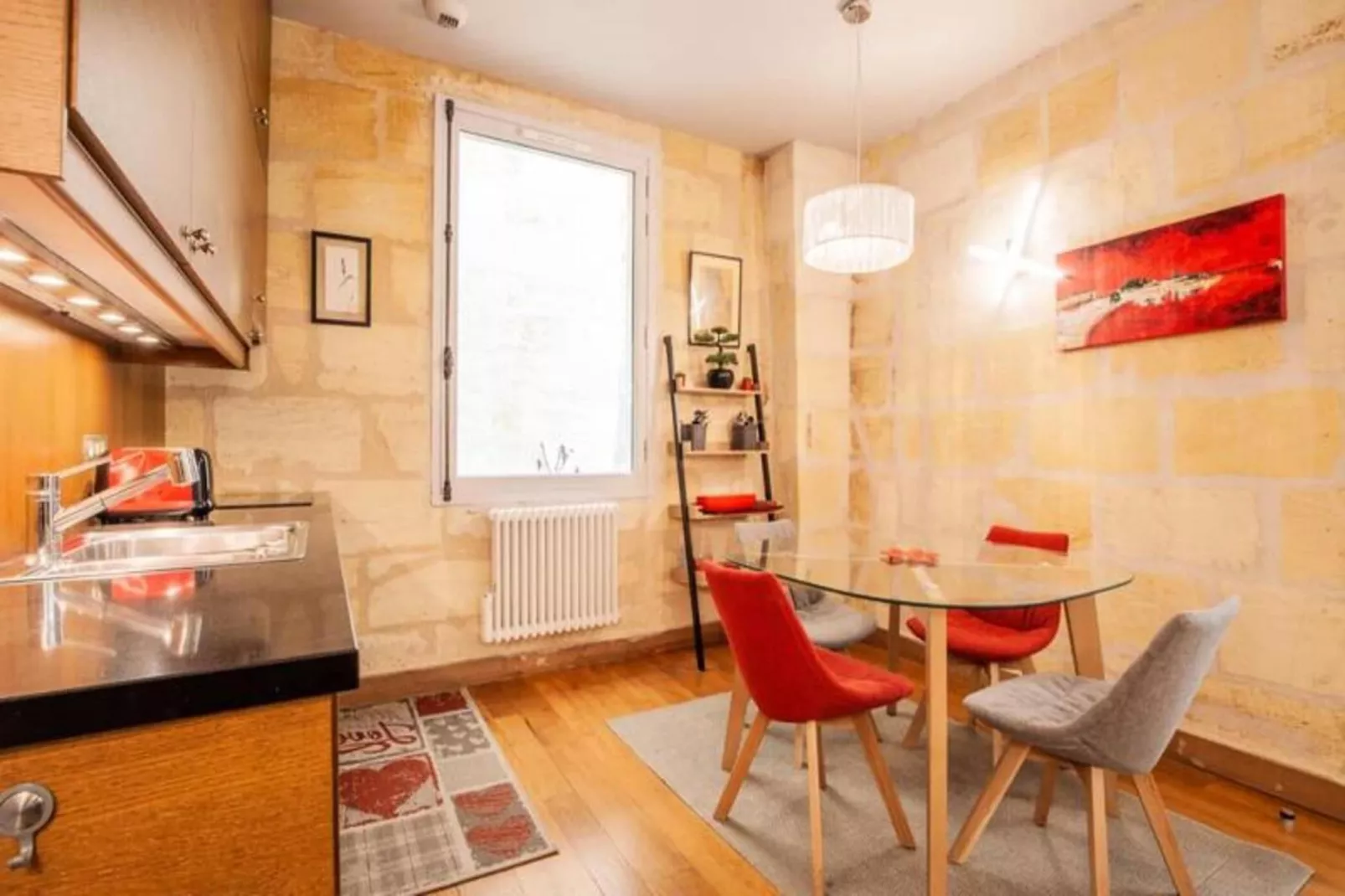 Superbe Appartement &agrave; La Belle Pierre Pour 4 Dans La Rue Des Antiquaires-Exterior in summer