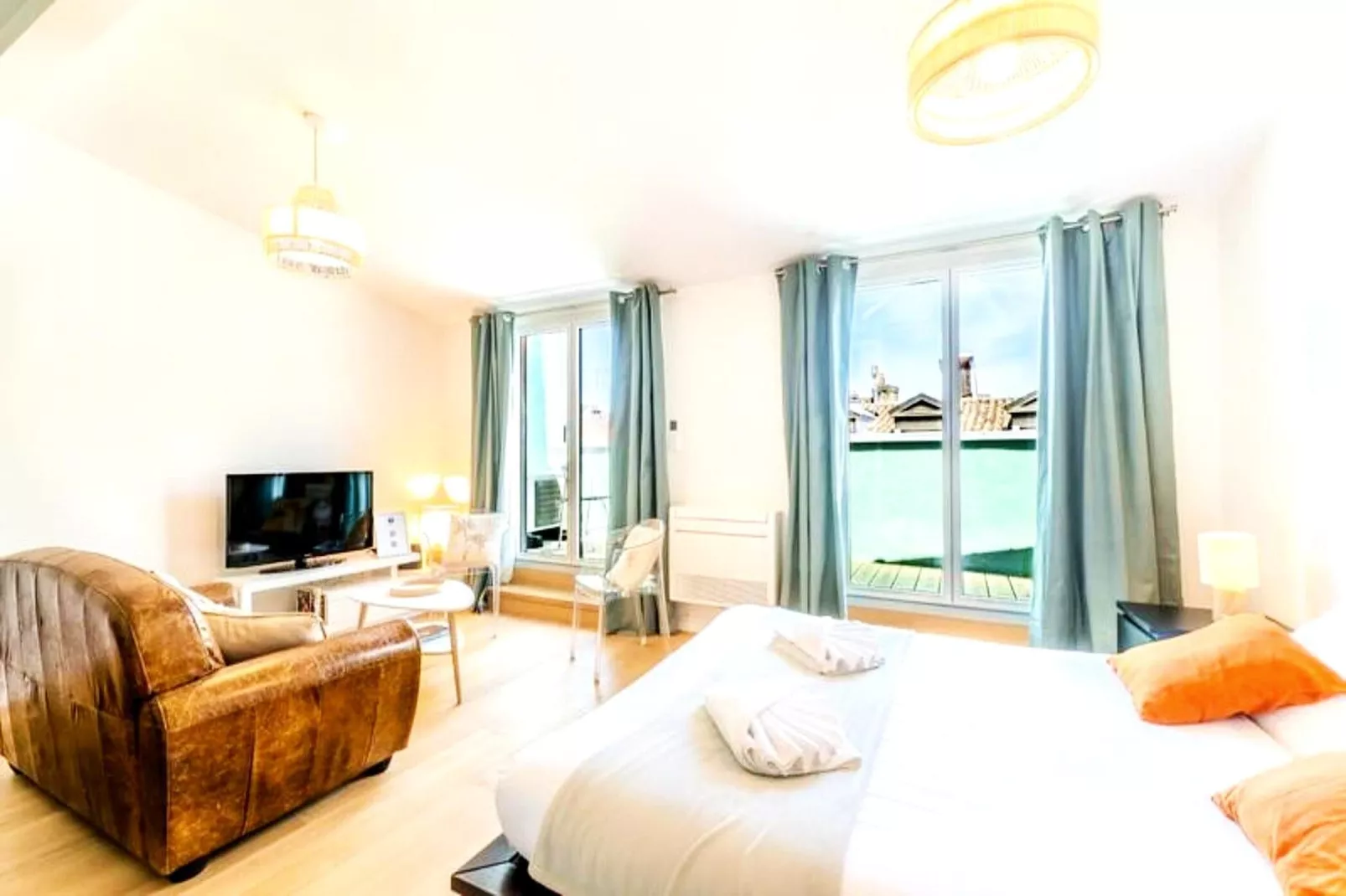 Charmant Et Lumineux Appartement En Hyper Centre Avec Terrasse-Ambiente