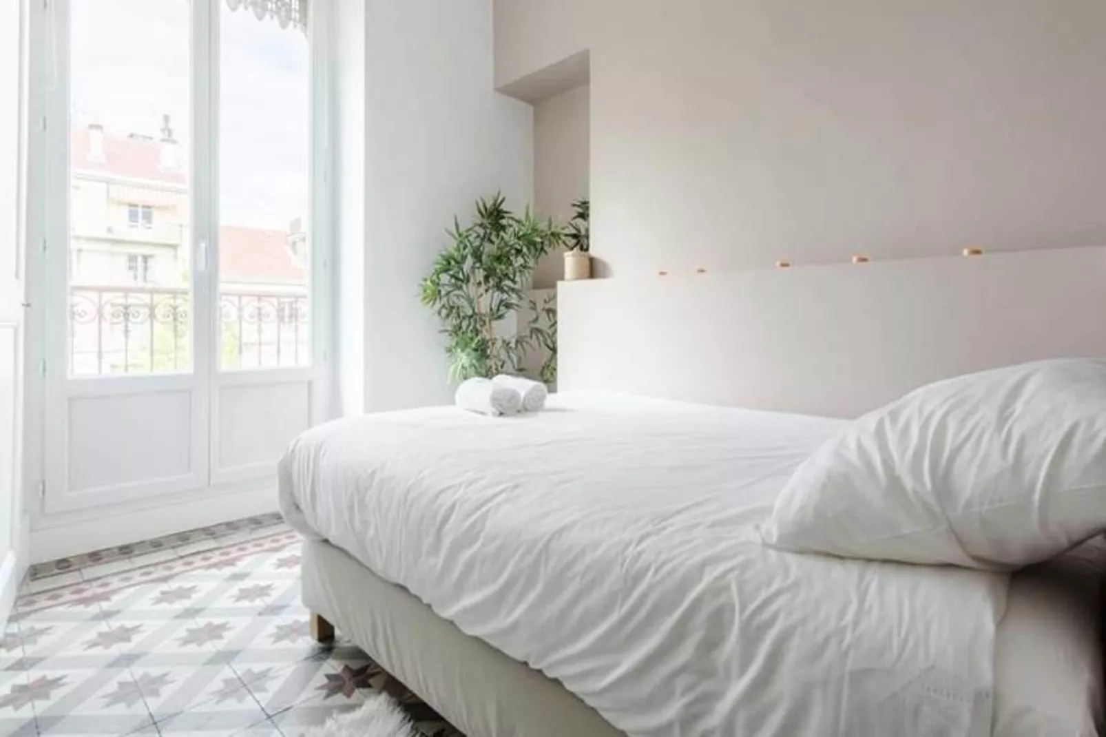 | Le Jaur&egrave;s 🍊| T2 Tout &eacute;quip&eacute; | Balcon, Wifi-Bedroom