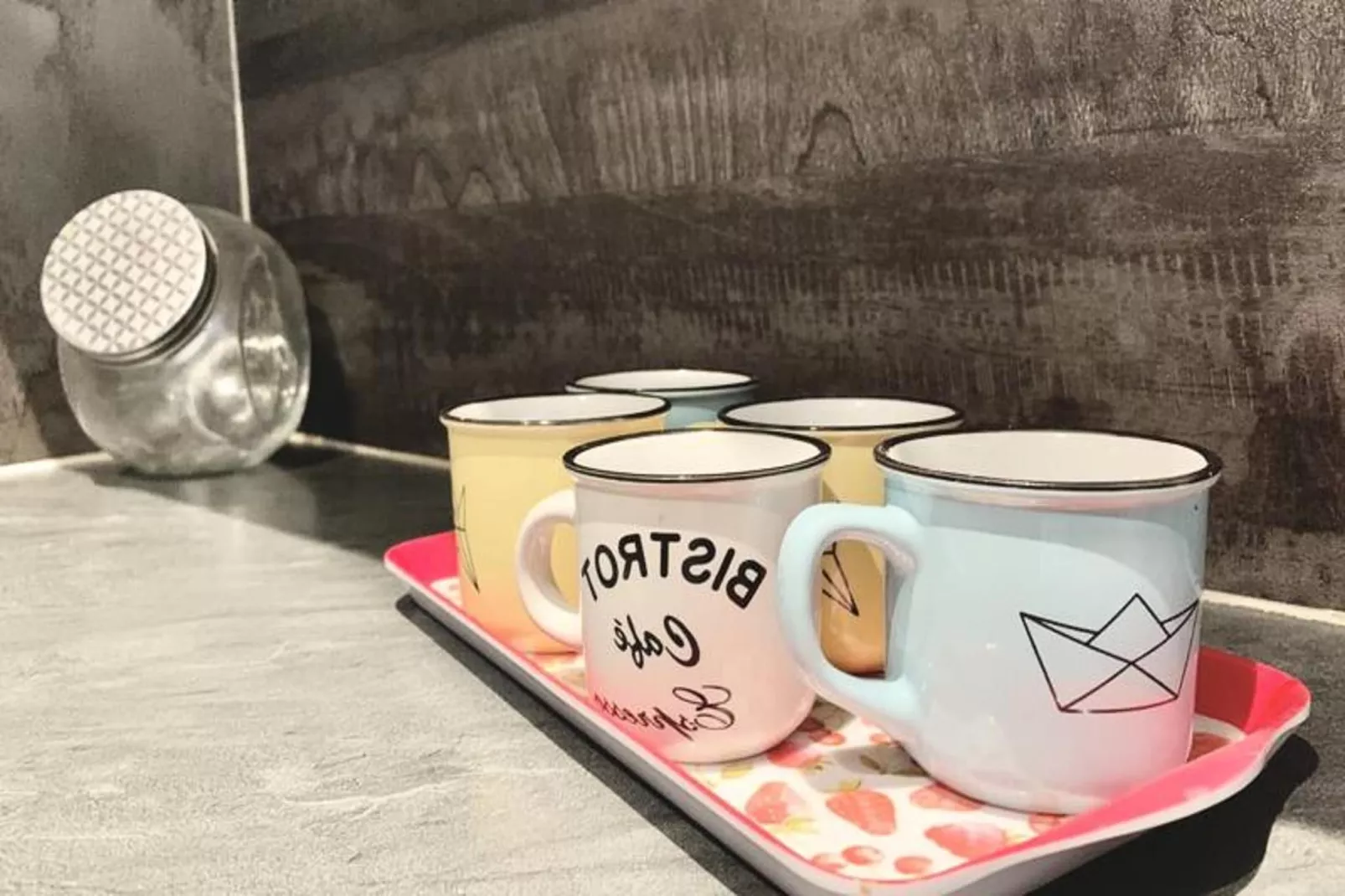 | Light Pink |t2 Proche Jaur&egrave;s, Estacade | Lumineux 🦩-Ambiente