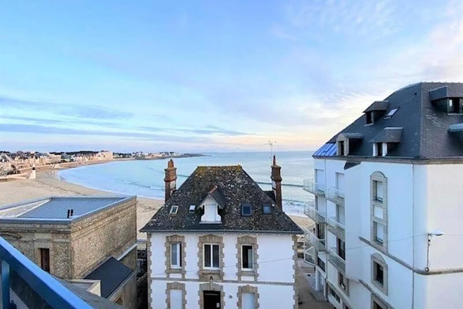 Résidence Hauts Port Maria-View in summer