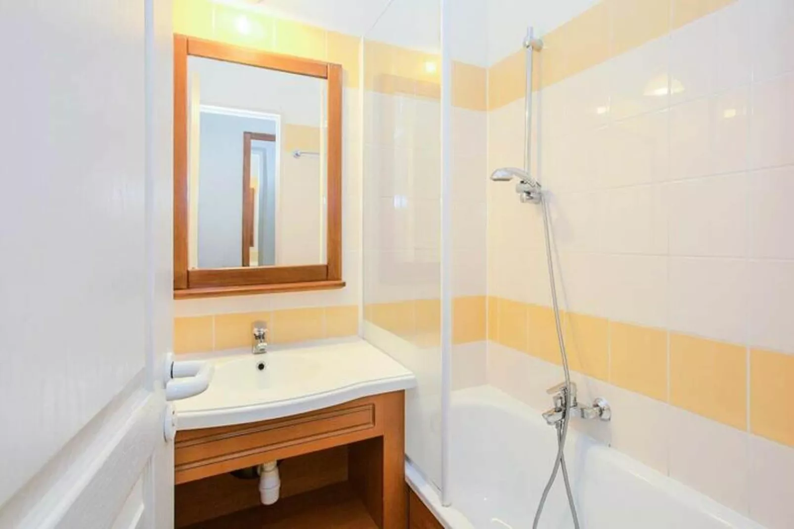 Résidence Les Rives de L'Aure - maeva Home-Bathroom