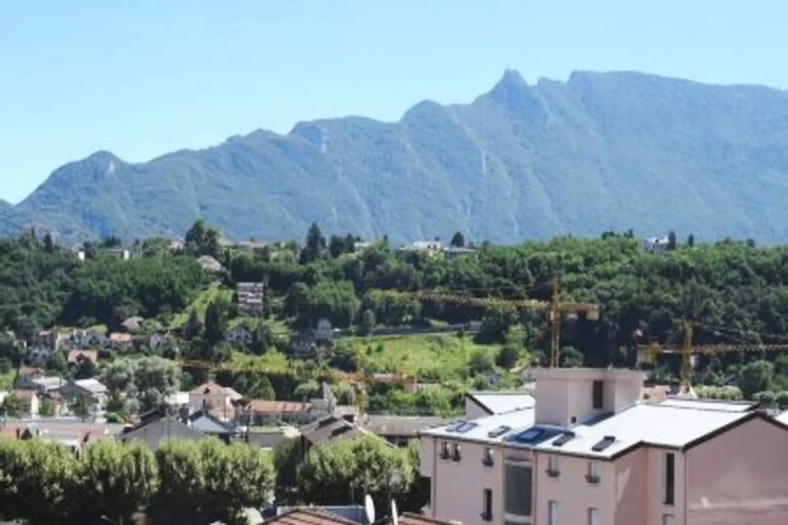 Résidence Montcalm D-Aussicht Sommer