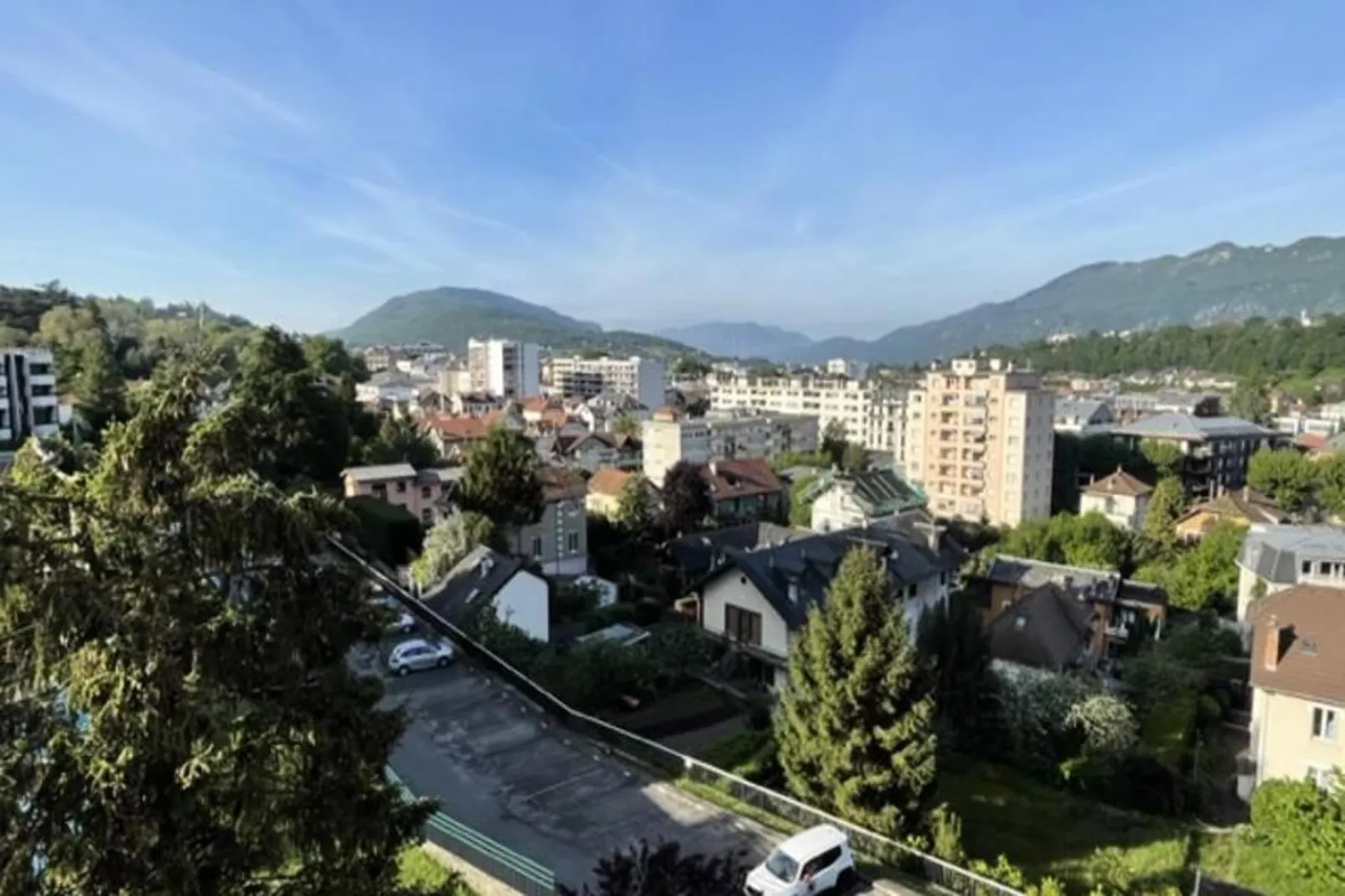 Résidence Montcalm D-View in summer