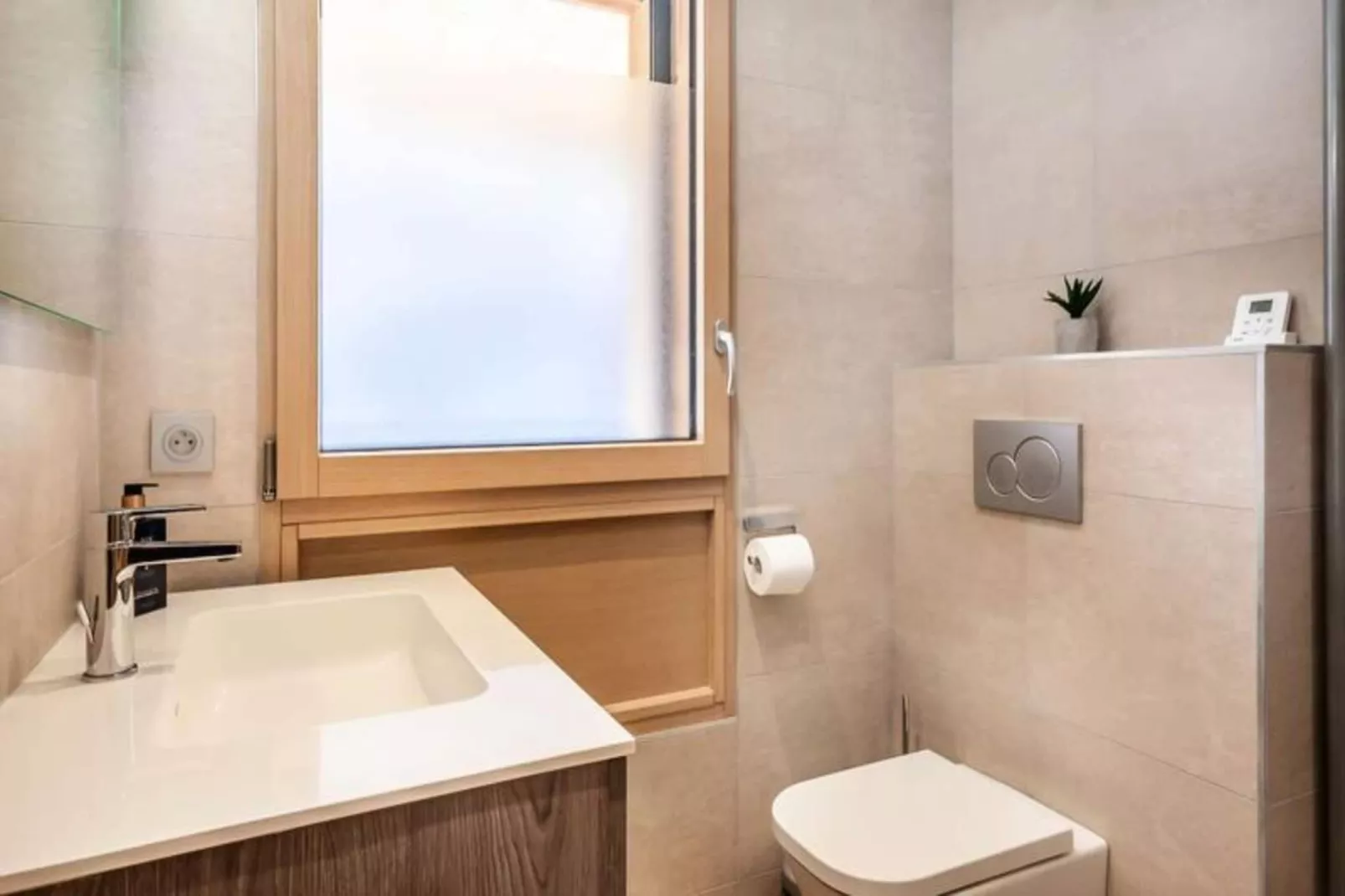 Résidence Les Portes Du Pleney-Bathroom