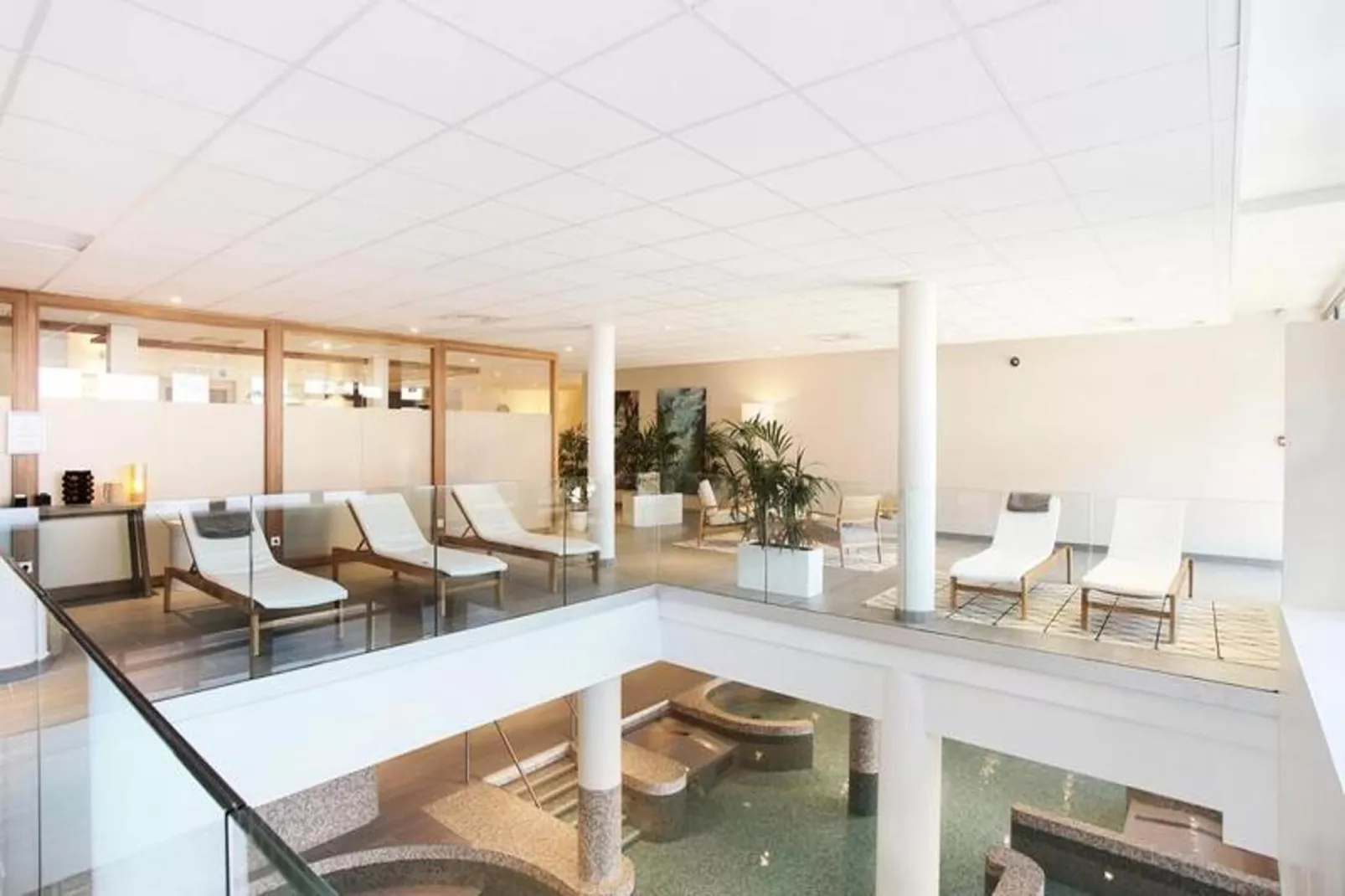 Résidence Prestige Odalys Mendi Alde****-Swimming pool